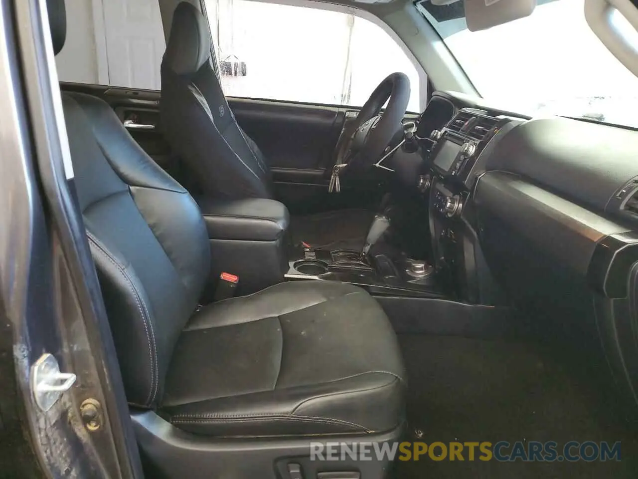 7 Photograph of a damaged car JTEBU5JR5K5722783 TOYOTA 4RUNNER 2019