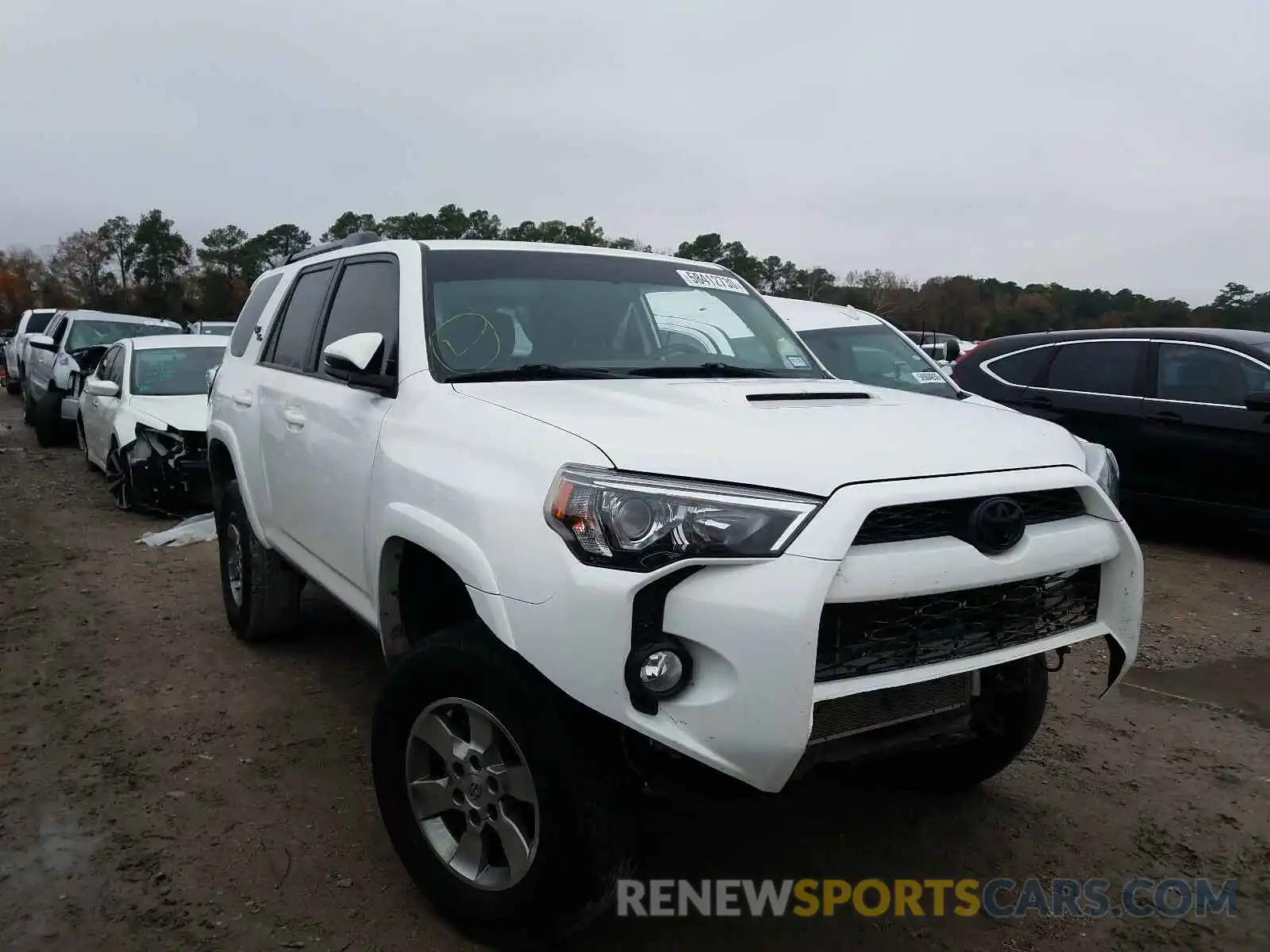 1 Photograph of a damaged car JTEBU5JR6K5610719 TOYOTA 4RUNNER 2019