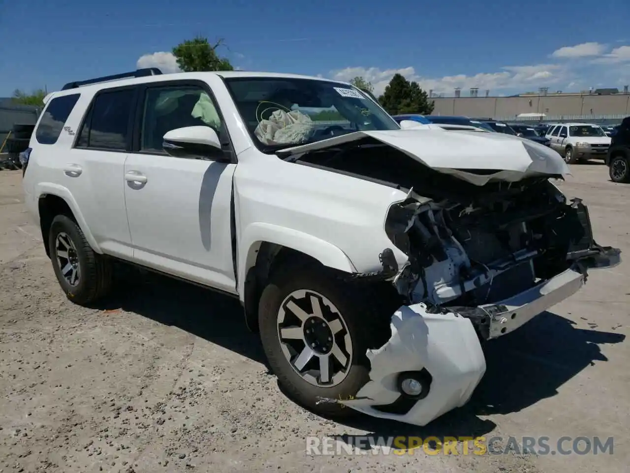 1 Photograph of a damaged car JTEBU5JR6K5612437 TOYOTA 4RUNNER 2019