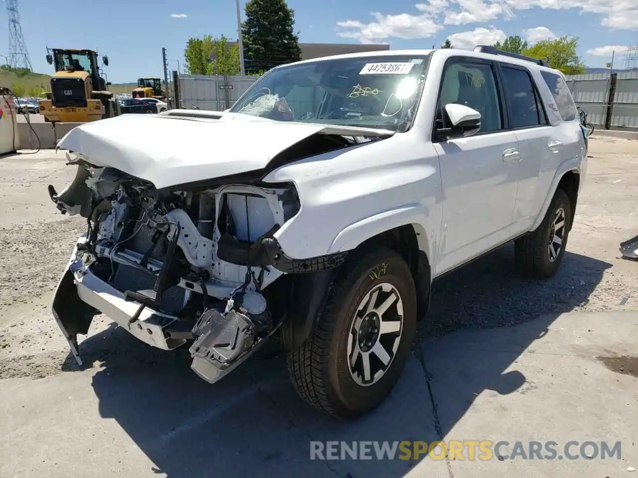 2 Photograph of a damaged car JTEBU5JR6K5612437 TOYOTA 4RUNNER 2019