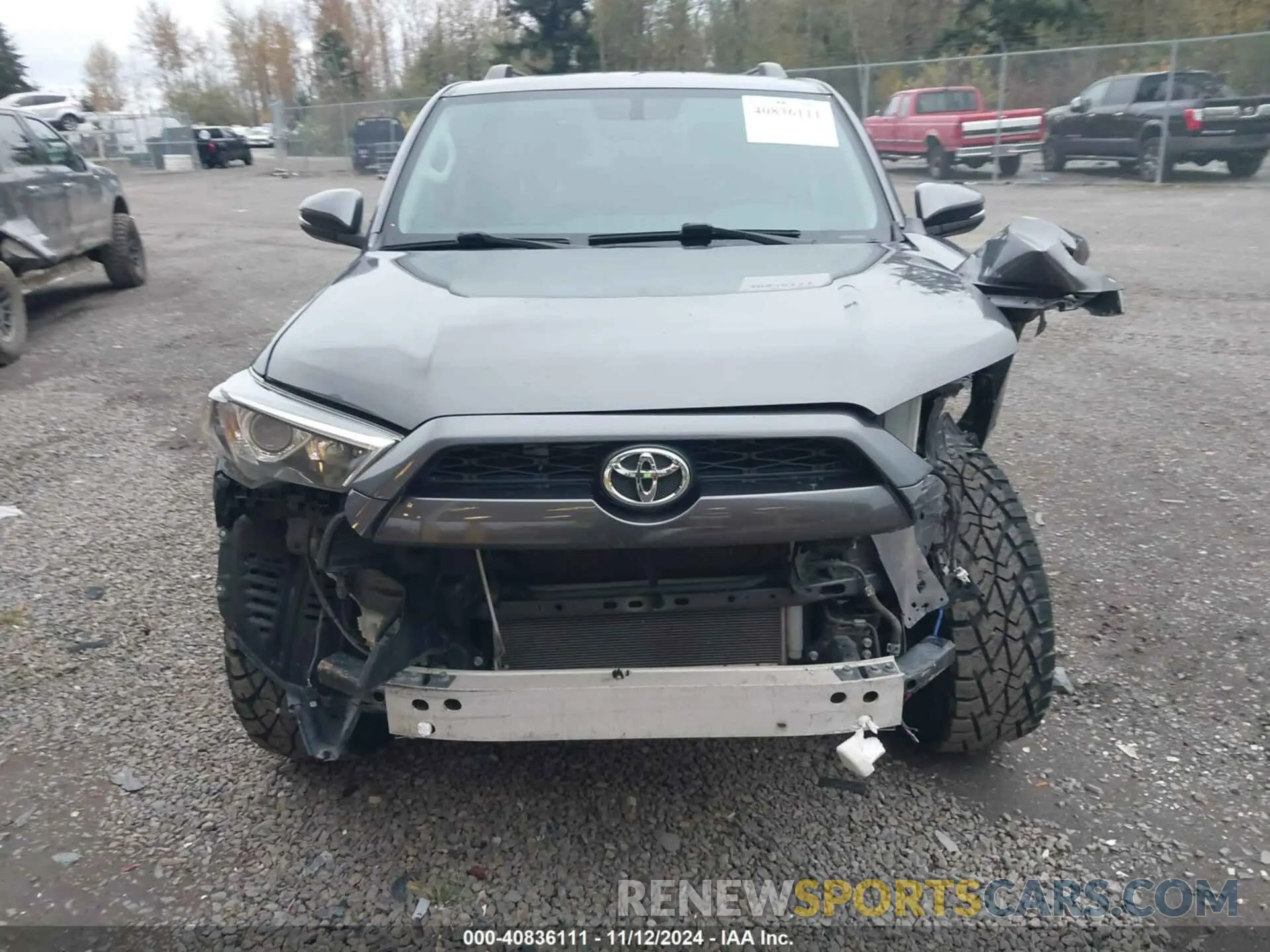 12 Photograph of a damaged car JTEBU5JR6K5614222 TOYOTA 4RUNNER 2019