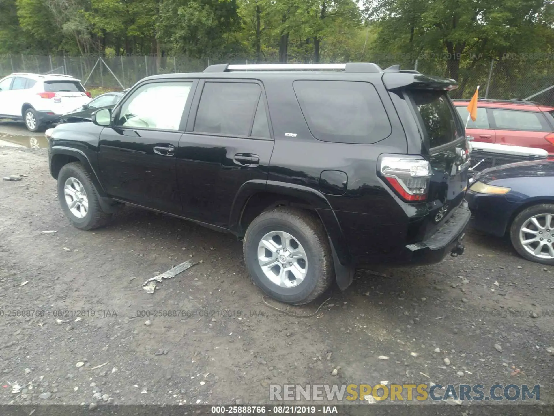 3 Photograph of a damaged car JTEBU5JR6K5615371 TOYOTA 4RUNNER 2019