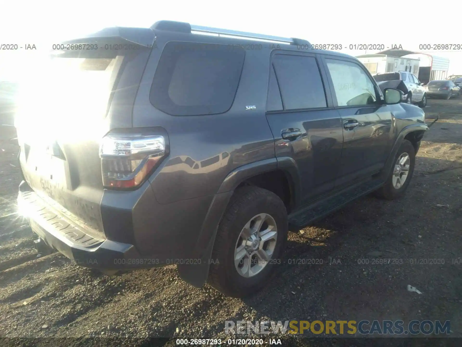 4 Photograph of a damaged car JTEBU5JR6K5618318 TOYOTA 4RUNNER 2019