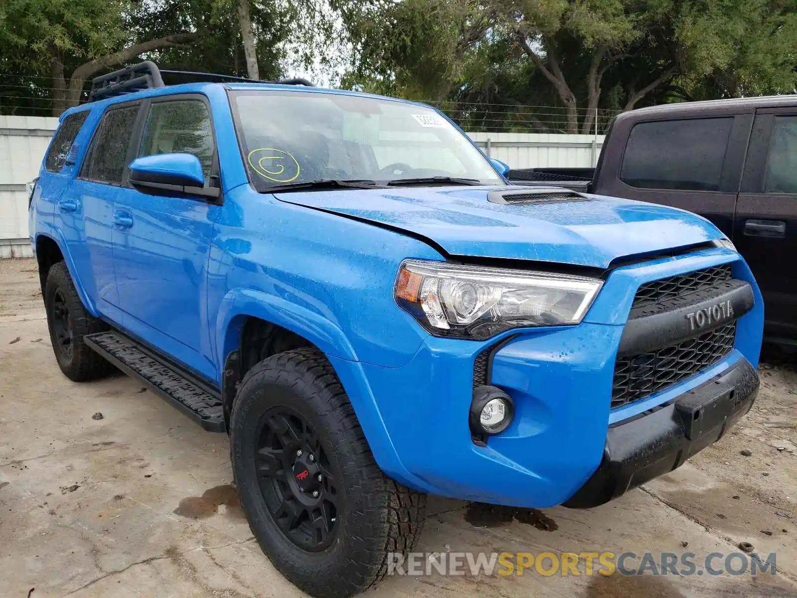 1 Photograph of a damaged car JTEBU5JR6K5624670 TOYOTA 4RUNNER 2019