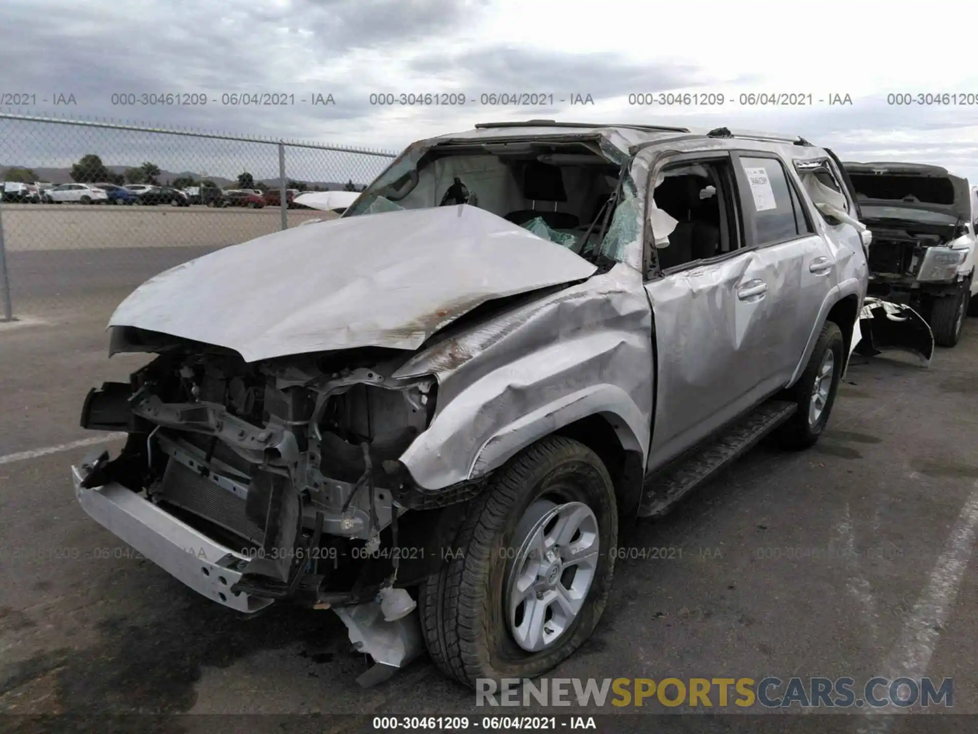 2 Photograph of a damaged car JTEBU5JR6K5631019 TOYOTA 4RUNNER 2019