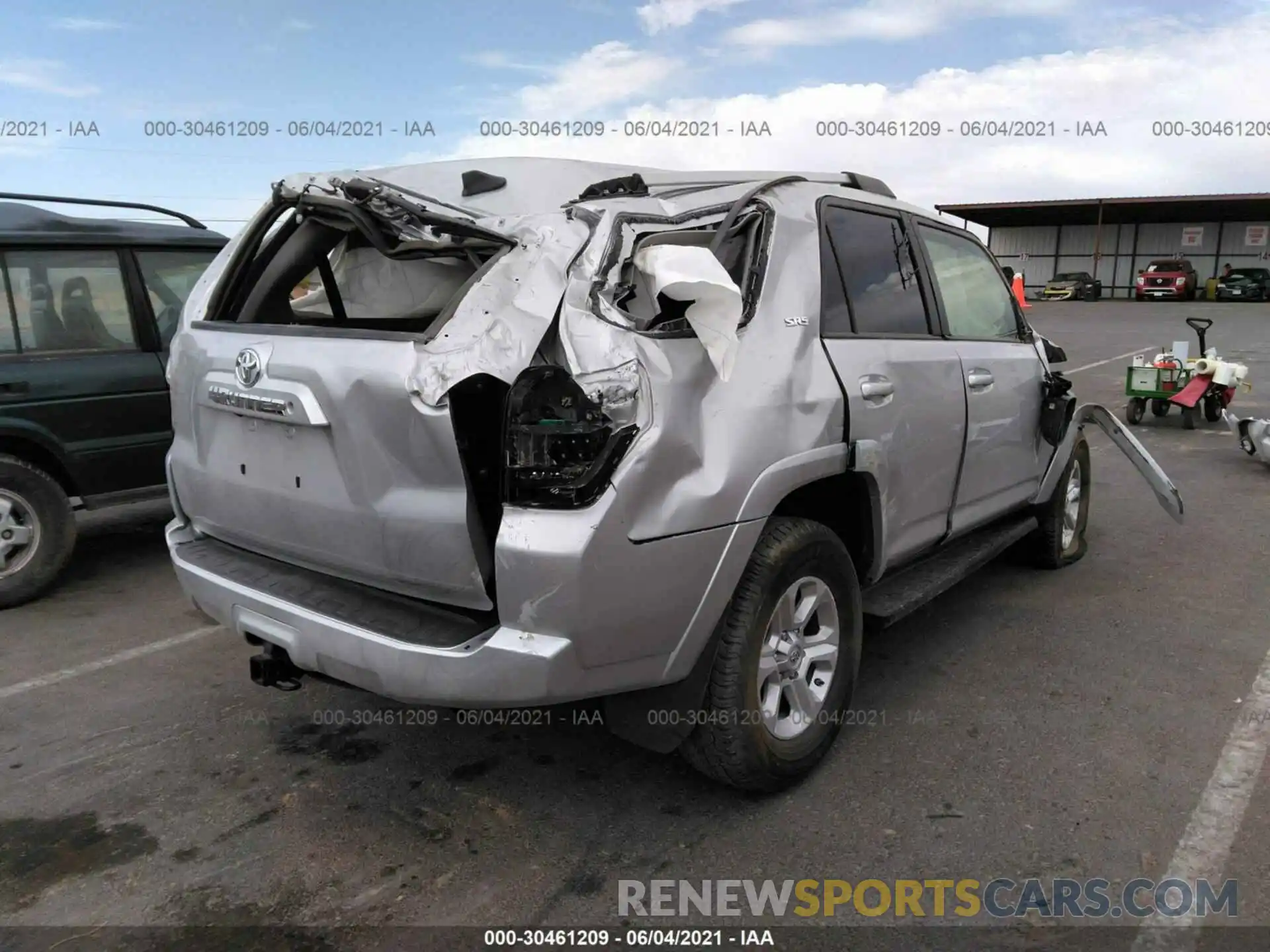 4 Photograph of a damaged car JTEBU5JR6K5631019 TOYOTA 4RUNNER 2019