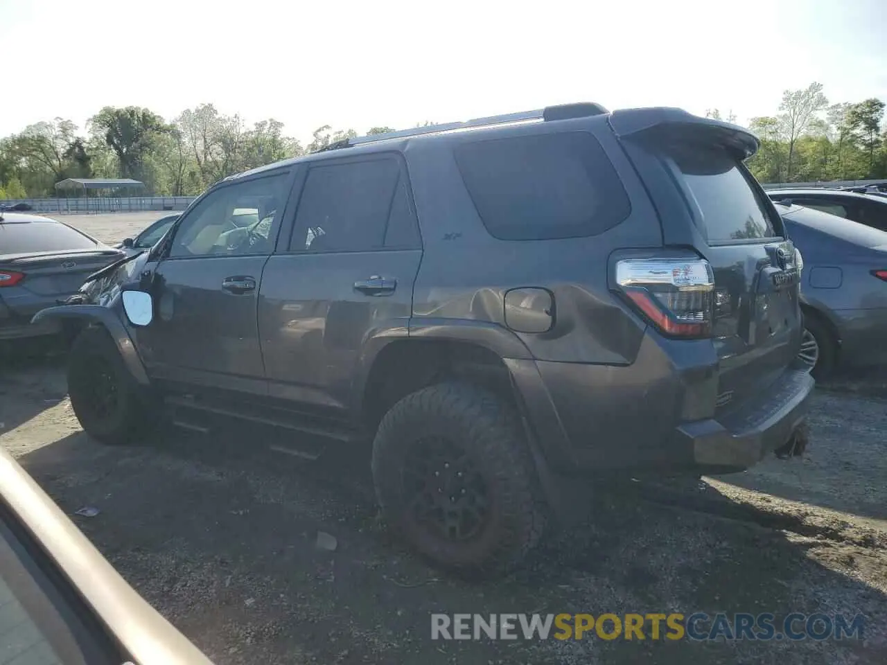 2 Photograph of a damaged car JTEBU5JR6K5634714 TOYOTA 4RUNNER 2019
