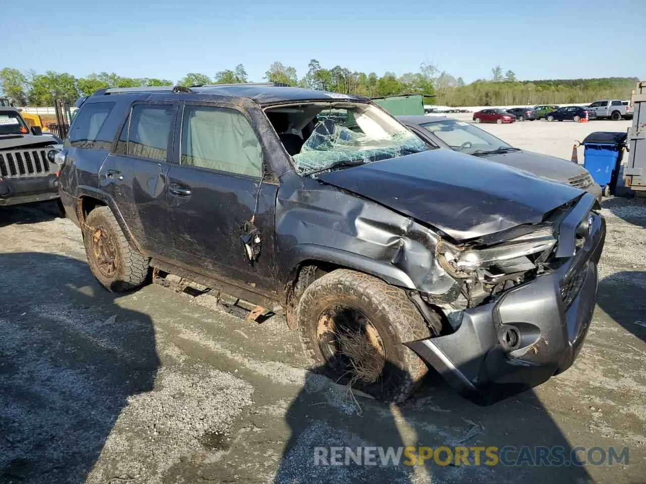 4 Photograph of a damaged car JTEBU5JR6K5634714 TOYOTA 4RUNNER 2019