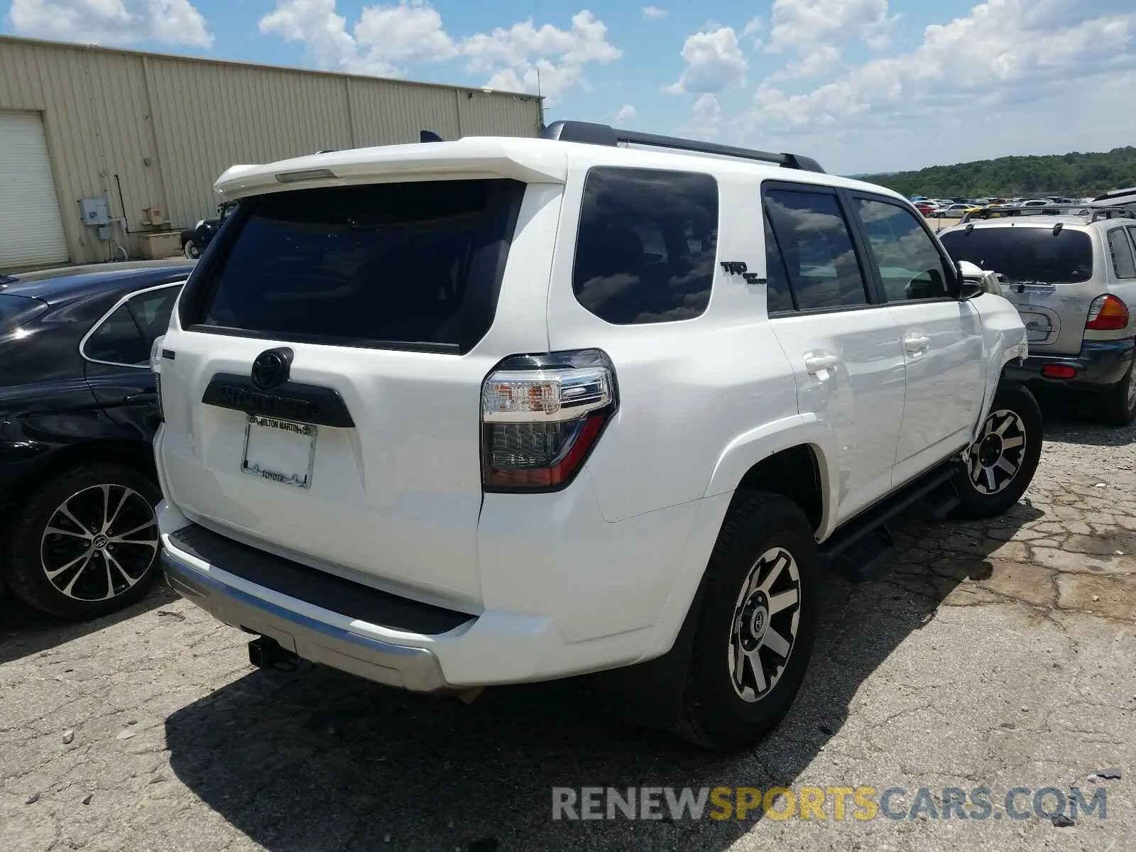 4 Photograph of a damaged car JTEBU5JR6K5635863 TOYOTA 4RUNNER 2019