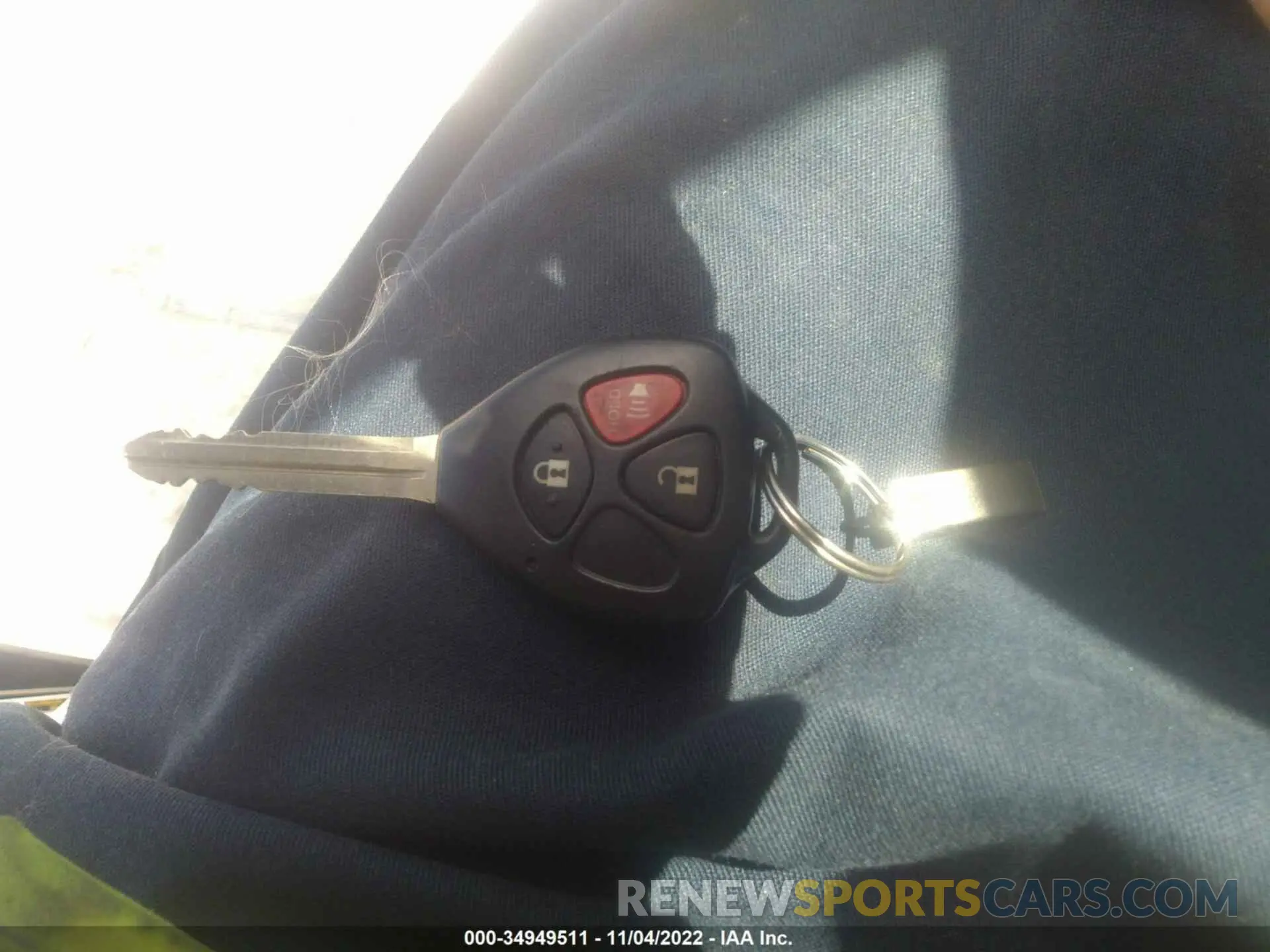 11 Photograph of a damaged car JTEBU5JR6K5636513 TOYOTA 4RUNNER 2019