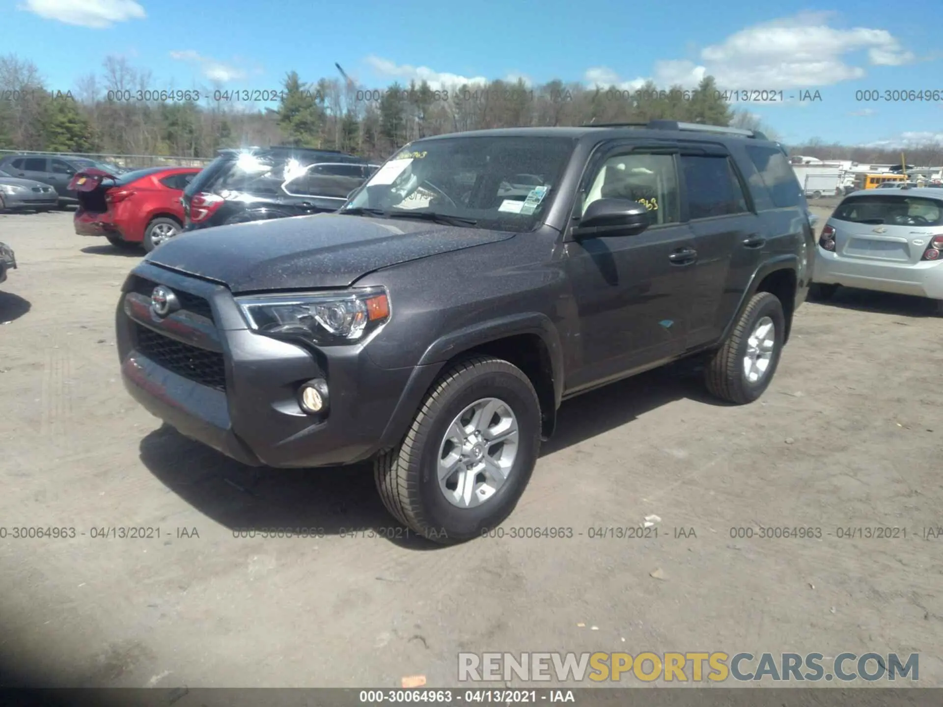 2 Photograph of a damaged car JTEBU5JR6K5638634 TOYOTA 4RUNNER 2019
