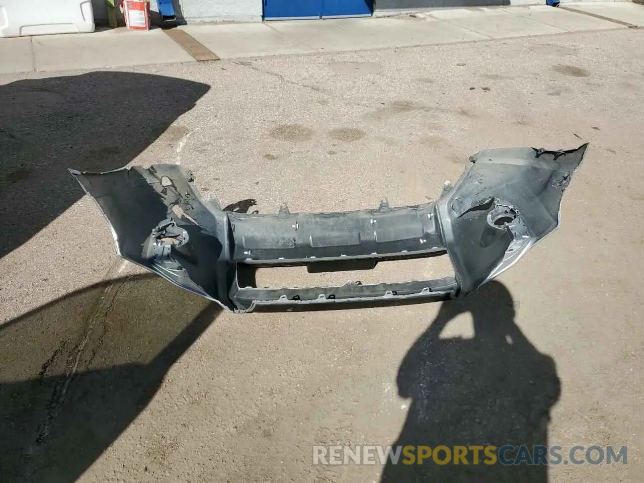 13 Photograph of a damaged car JTEBU5JR6K5652856 TOYOTA 4RUNNER 2019
