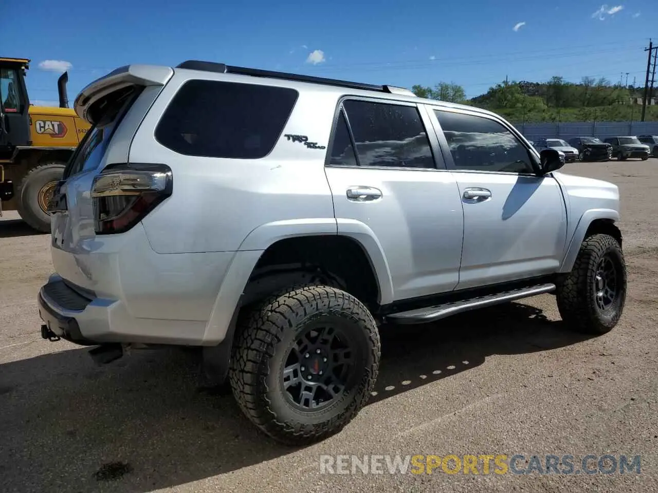 3 Photograph of a damaged car JTEBU5JR6K5652856 TOYOTA 4RUNNER 2019