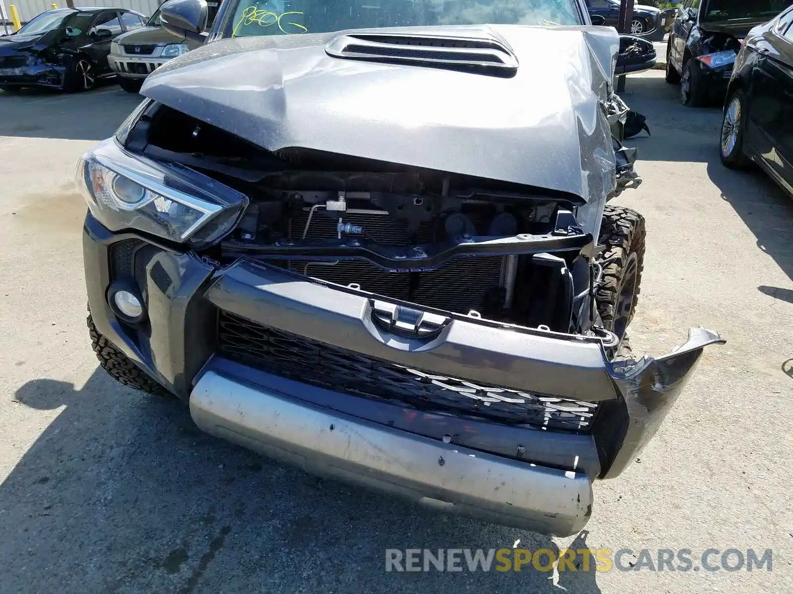 7 Photograph of a damaged car JTEBU5JR6K5653361 TOYOTA 4RUNNER 2019