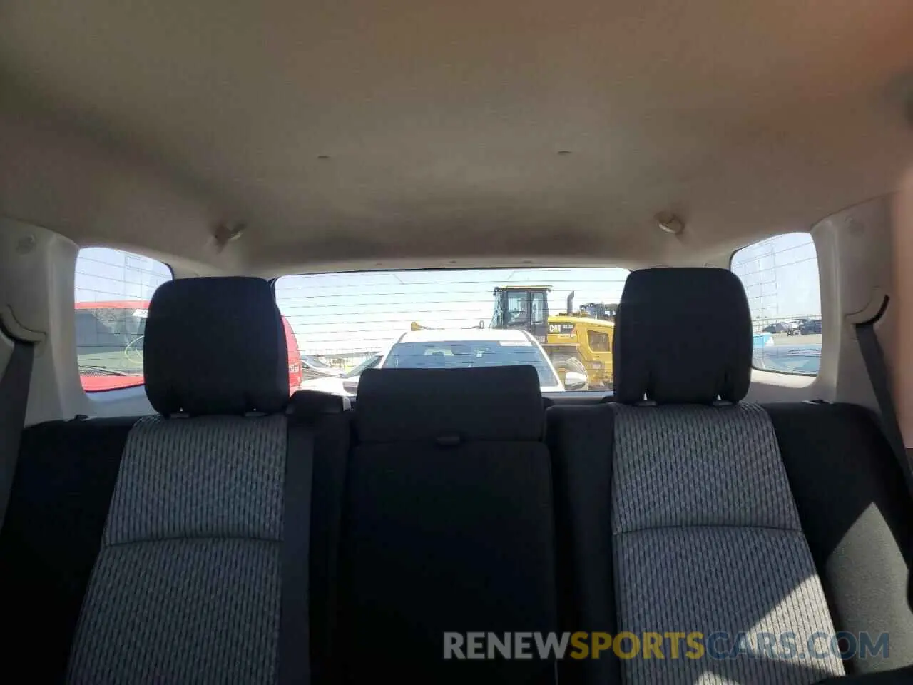 10 Photograph of a damaged car JTEBU5JR6K5672508 TOYOTA 4RUNNER 2019