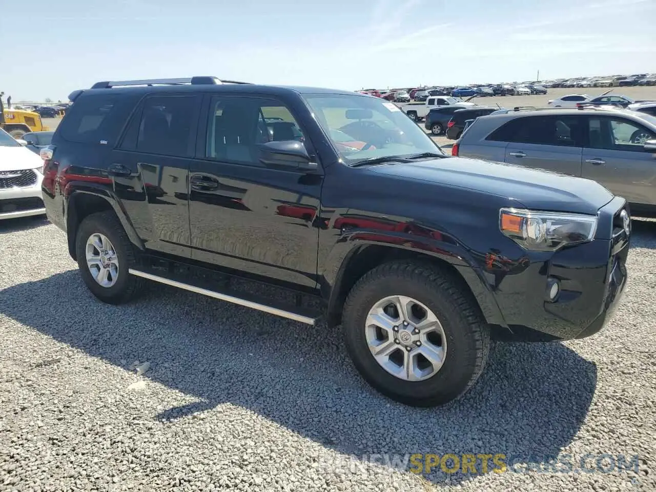4 Photograph of a damaged car JTEBU5JR6K5672508 TOYOTA 4RUNNER 2019