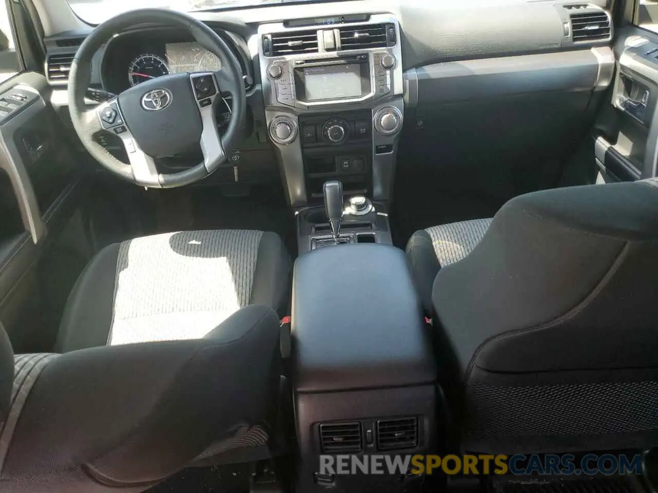 8 Photograph of a damaged car JTEBU5JR6K5672508 TOYOTA 4RUNNER 2019