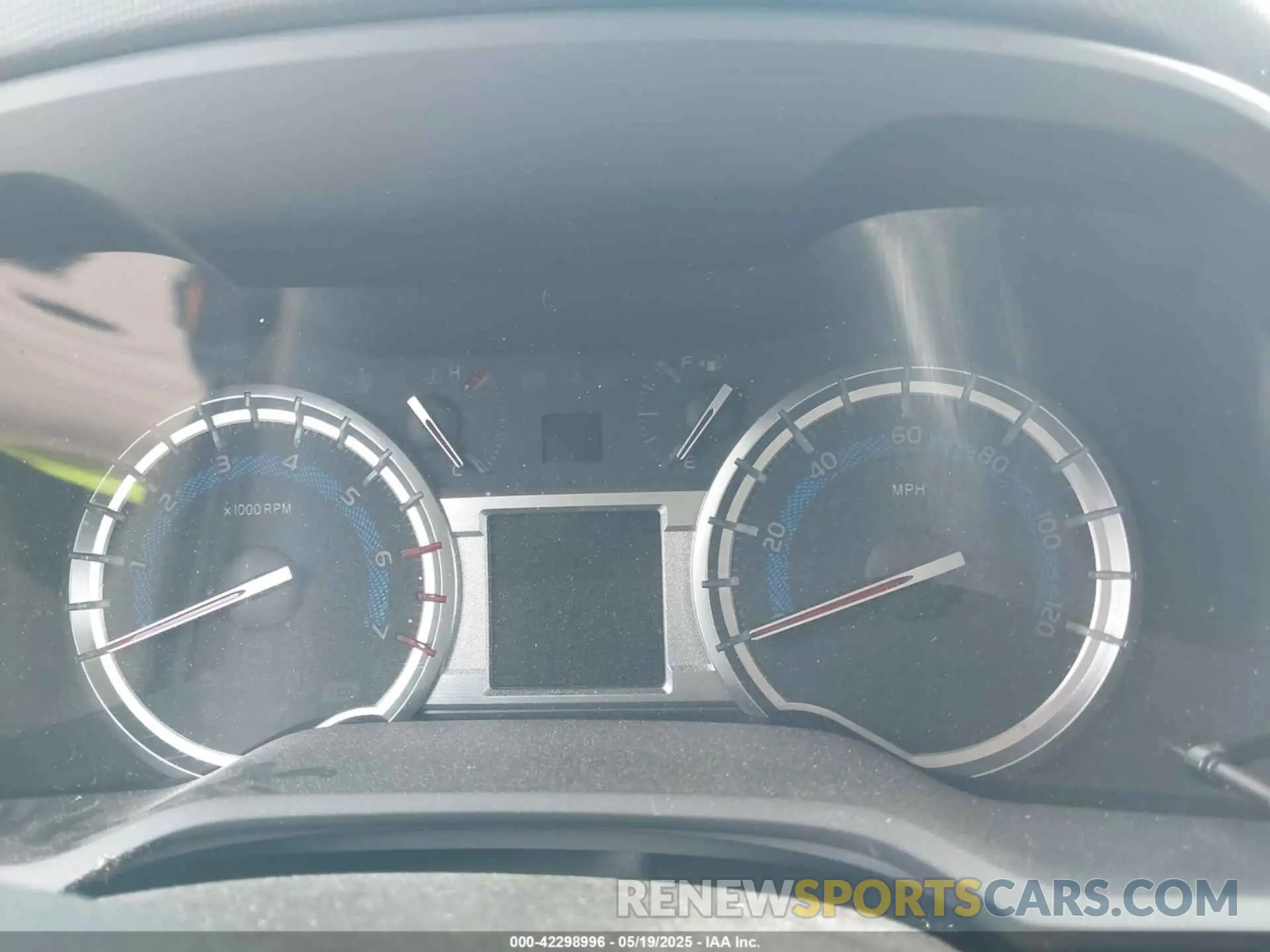 7 Photograph of a damaged car JTEBU5JR6K5679880 TOYOTA 4RUNNER 2019