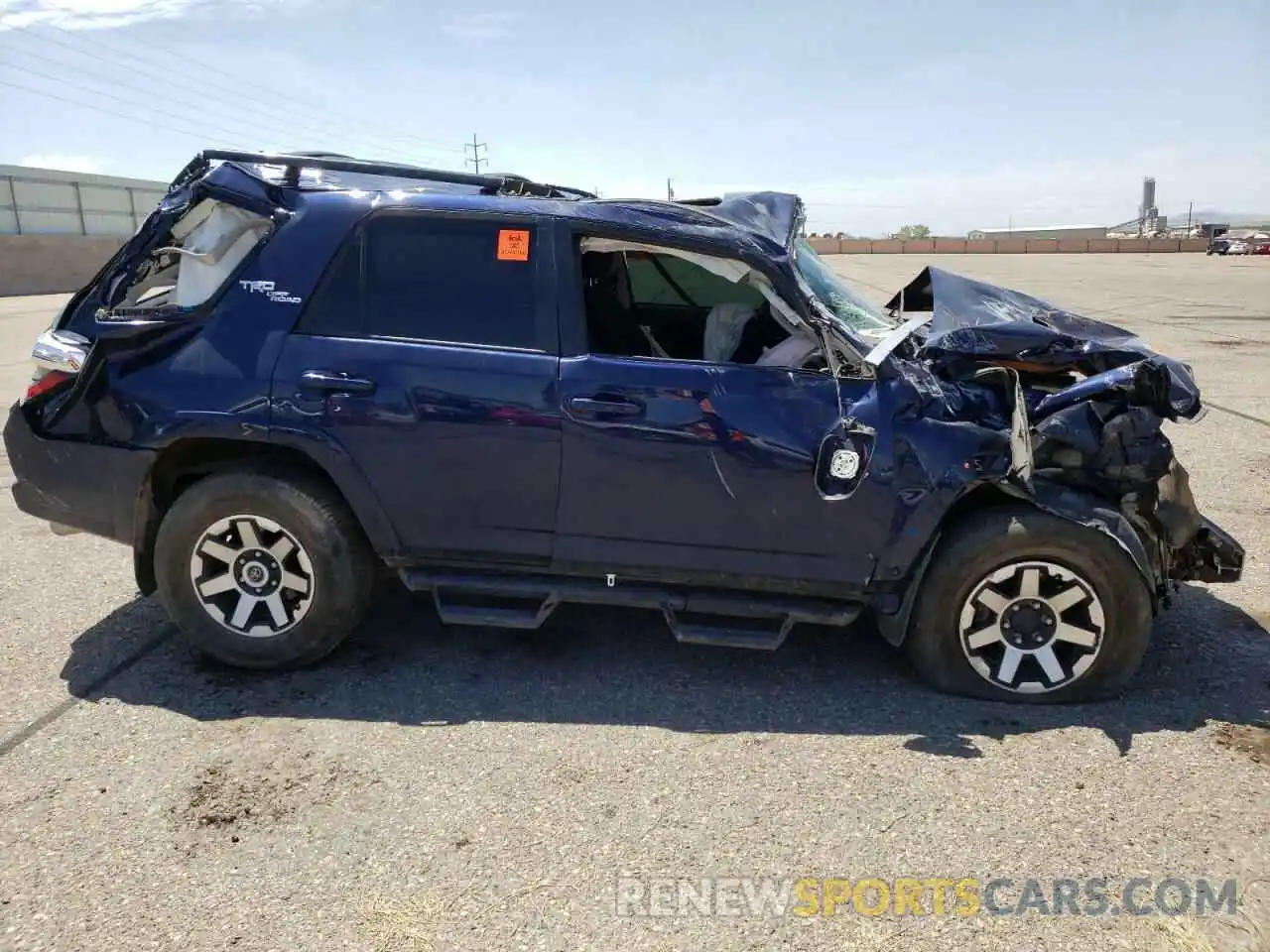 9 Photograph of a damaged car JTEBU5JR6K5701828 TOYOTA 4RUNNER 2019