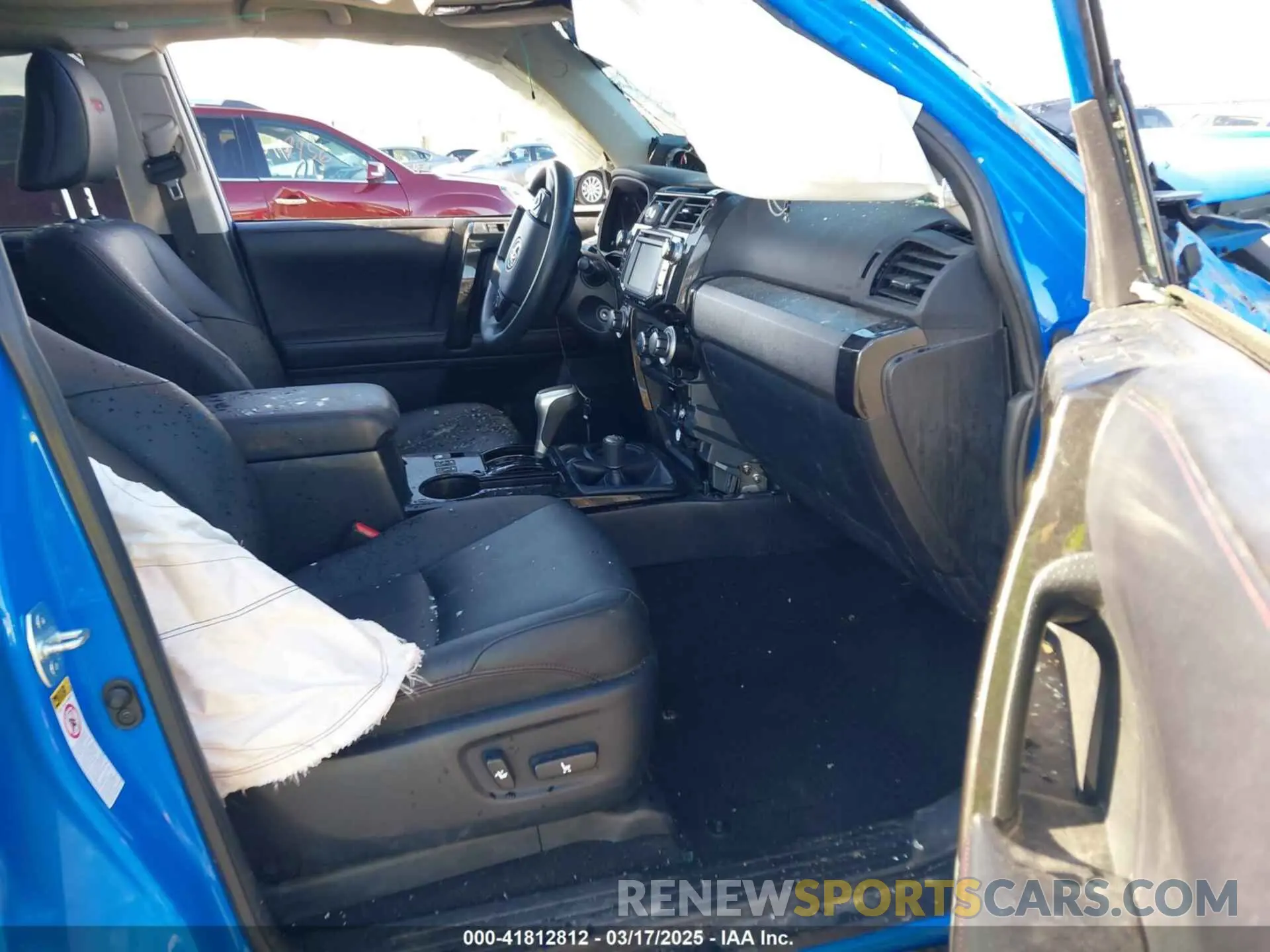 5 Photograph of a damaged car JTEBU5JR6K5702817 TOYOTA 4RUNNER 2019