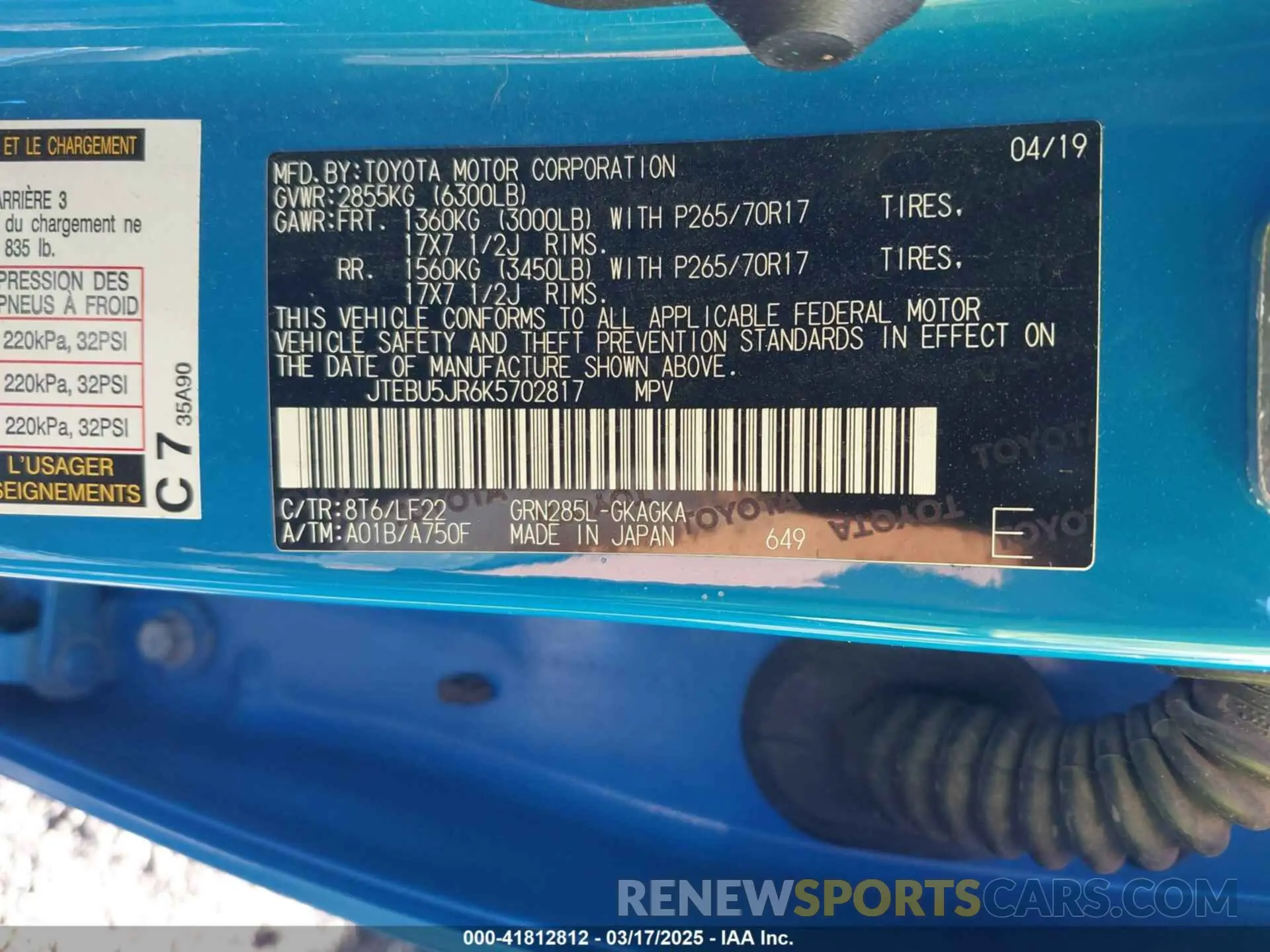 9 Photograph of a damaged car JTEBU5JR6K5702817 TOYOTA 4RUNNER 2019