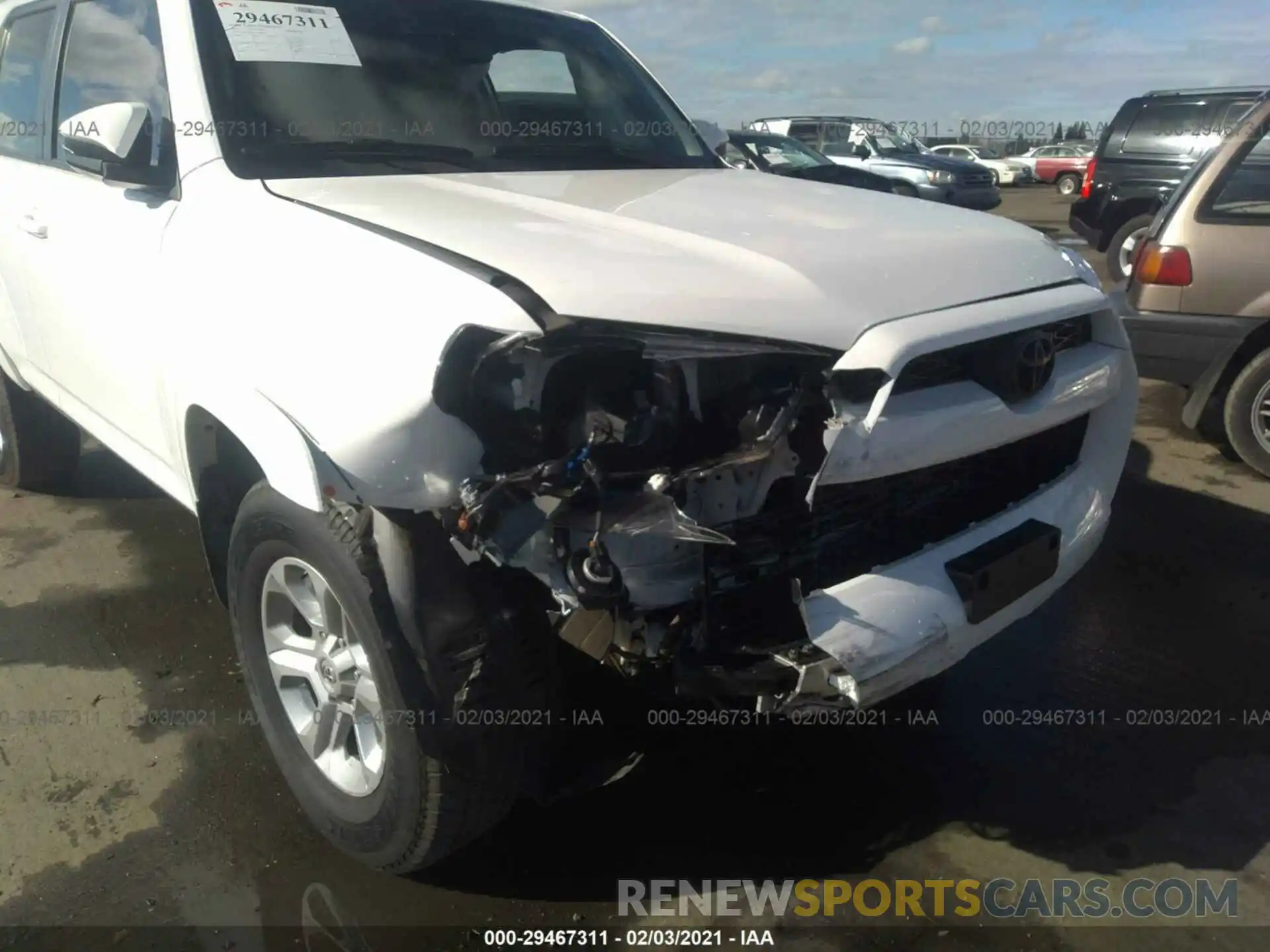 6 Photograph of a damaged car JTEBU5JR6K5704406 TOYOTA 4RUNNER 2019