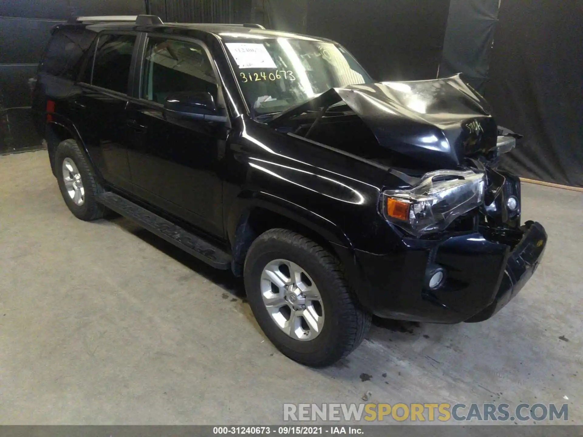 1 Photograph of a damaged car JTEBU5JR6K5720086 TOYOTA 4RUNNER 2019