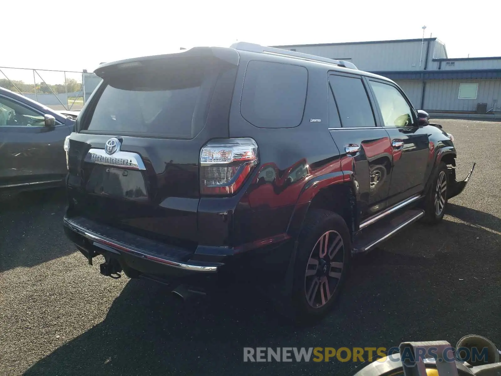4 Photograph of a damaged car JTEBU5JR6K5724154 TOYOTA 4RUNNER 2019