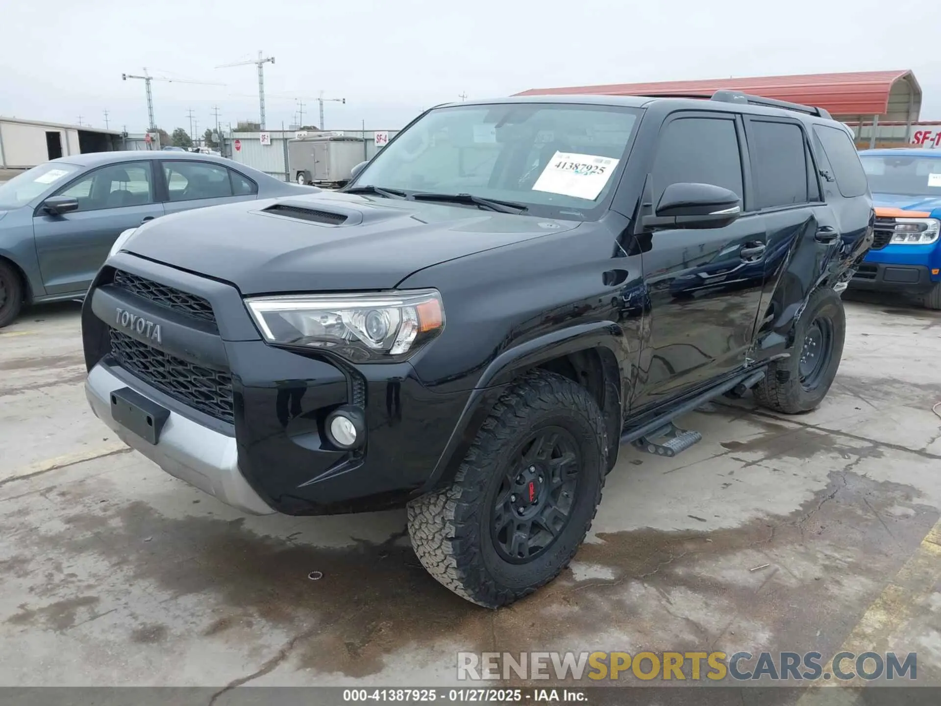 2 Photograph of a damaged car JTEBU5JR6K5725188 TOYOTA 4RUNNER 2019