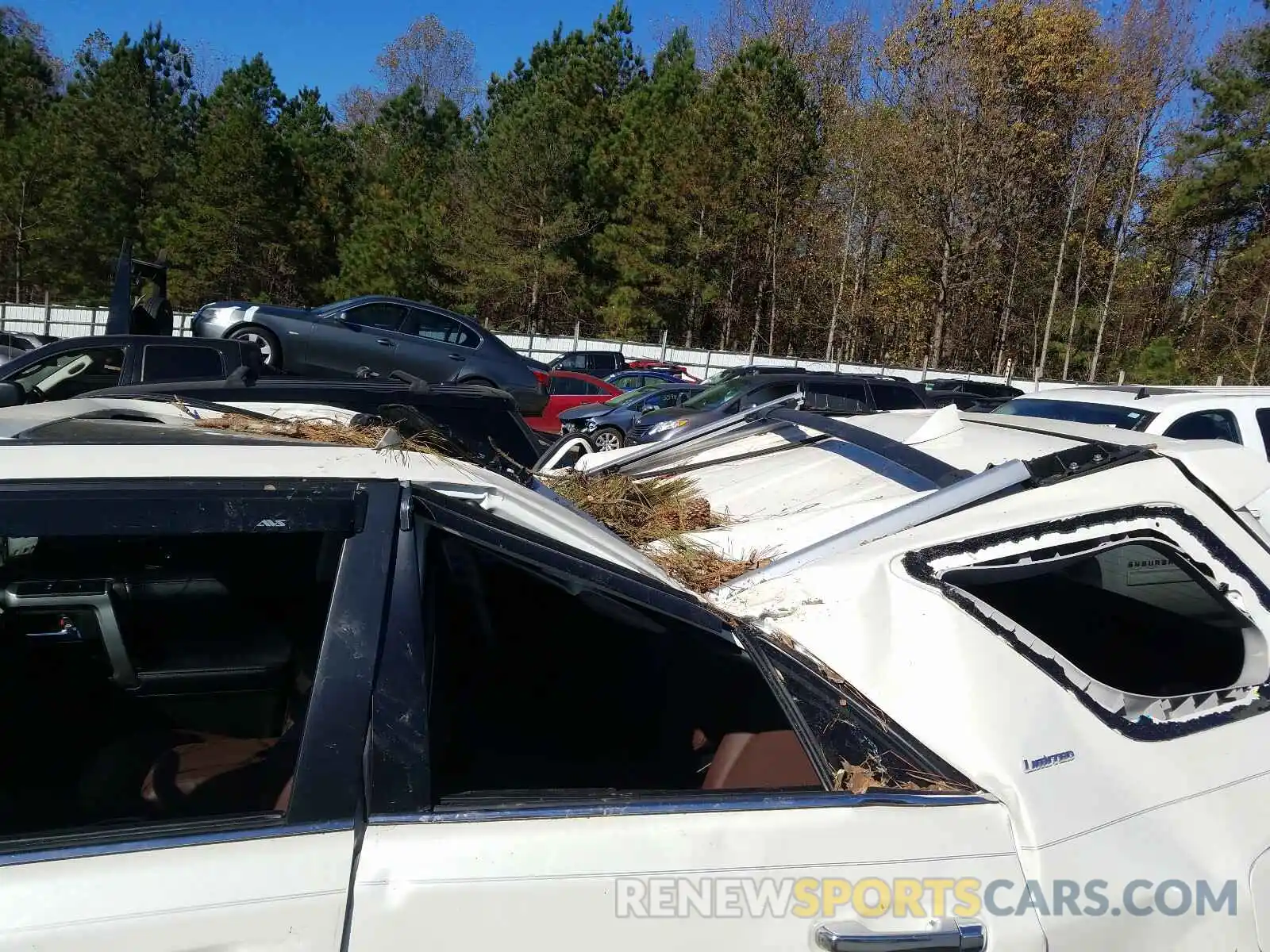 9 Photograph of a damaged car JTEBU5JR6K5728219 TOYOTA 4RUNNER 2019