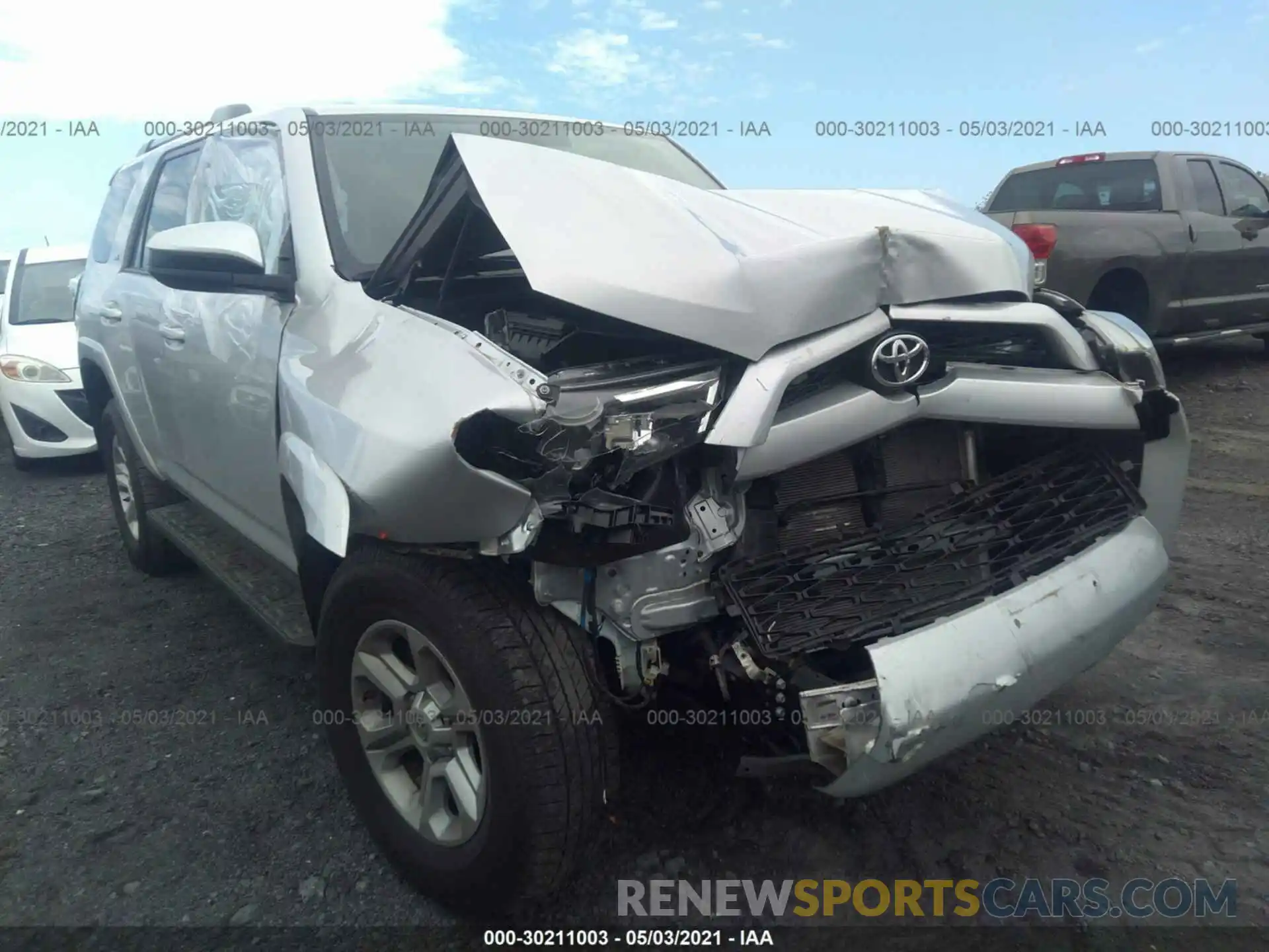 6 Photograph of a damaged car JTEBU5JR6K5729404 TOYOTA 4RUNNER 2019