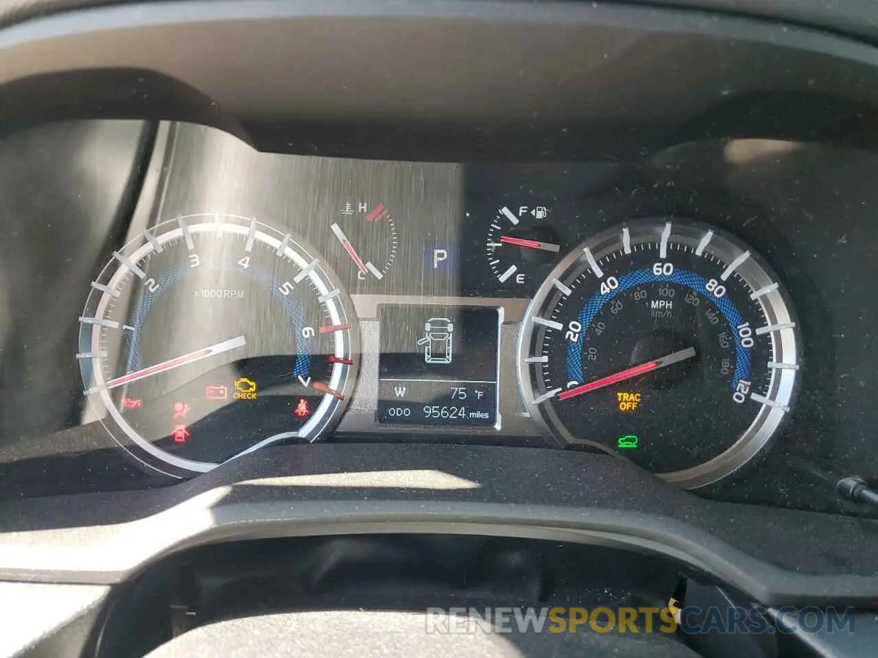 9 Photograph of a damaged car JTEBU5JR6K5736675 TOYOTA 4RUNNER 2019
