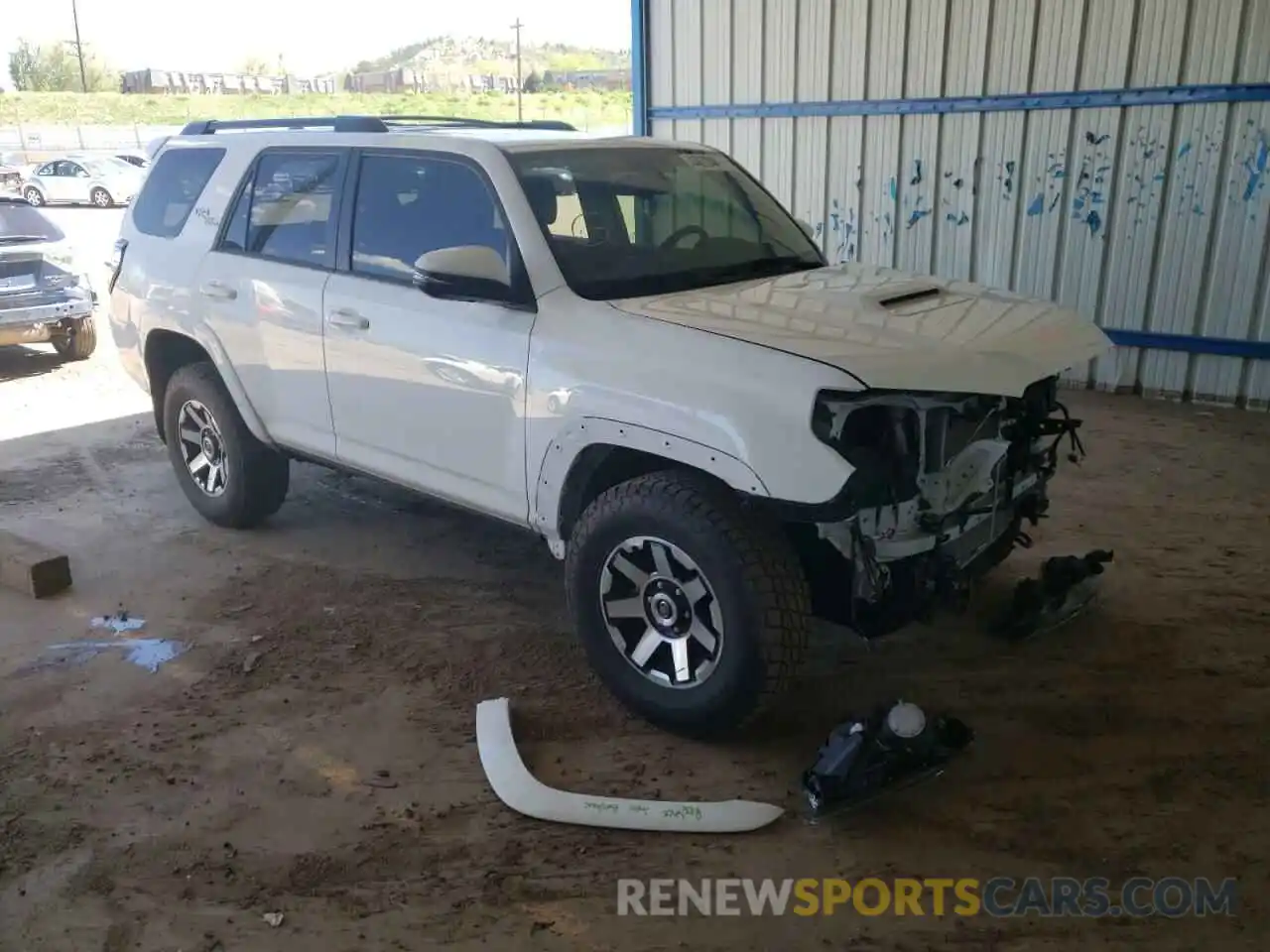 1 Photograph of a damaged car JTEBU5JR6K5737423 TOYOTA 4RUNNER 2019