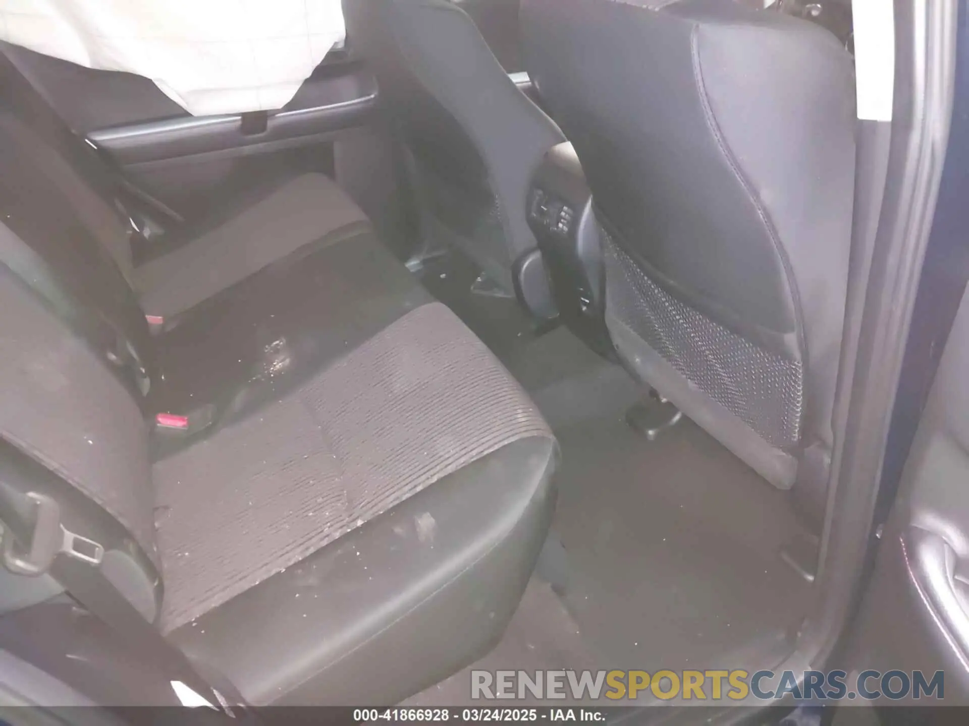 8 Photograph of a damaged car JTEBU5JR7K5617372 TOYOTA 4RUNNER 2019