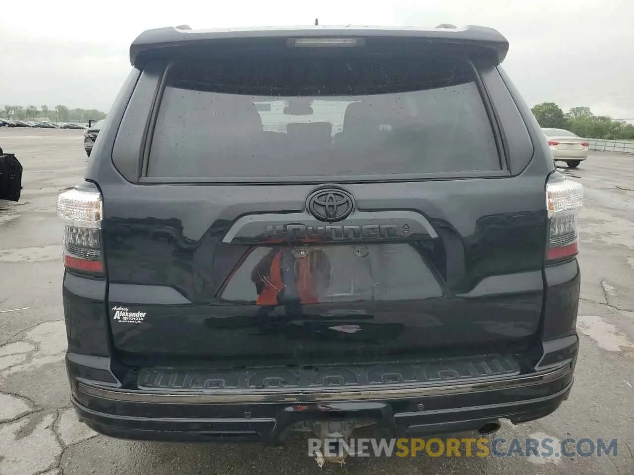 6 Photograph of a damaged car JTEBU5JR7K5623365 TOYOTA 4RUNNER 2019