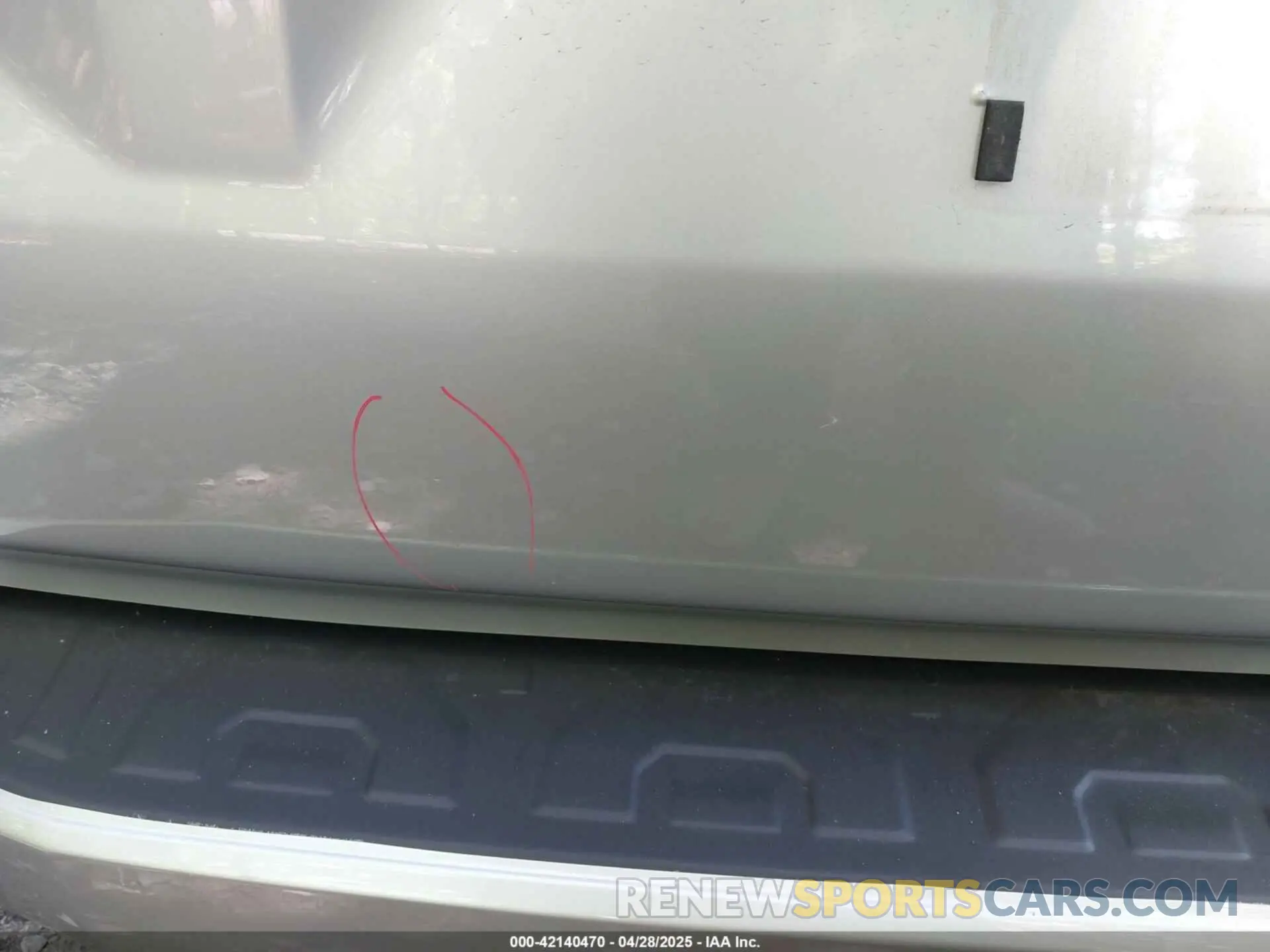 6 Photograph of a damaged car JTEBU5JR7K5656026 TOYOTA 4RUNNER 2019