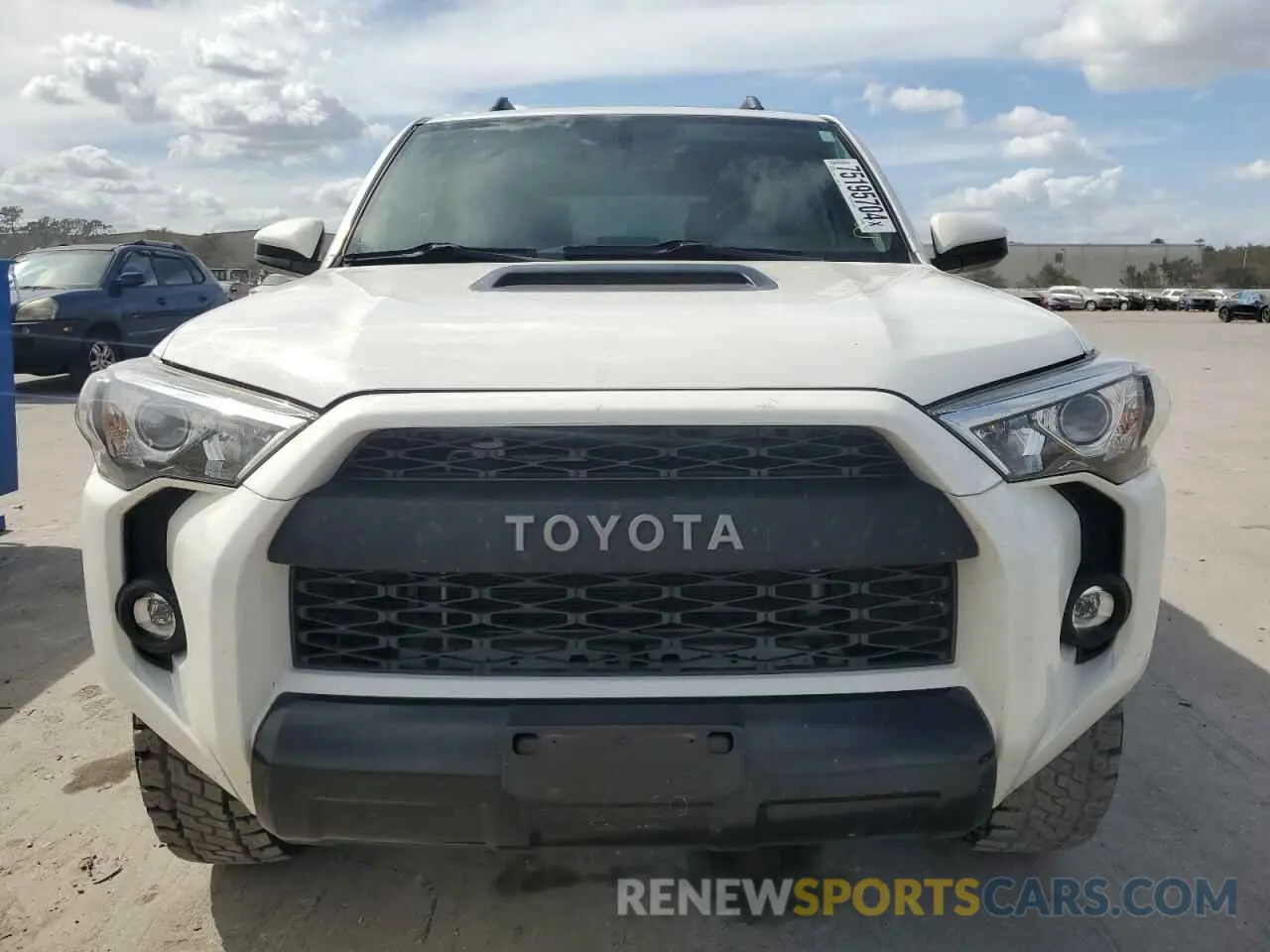 5 Photograph of a damaged car JTEBU5JR7K5661856 TOYOTA 4RUNNER 2019