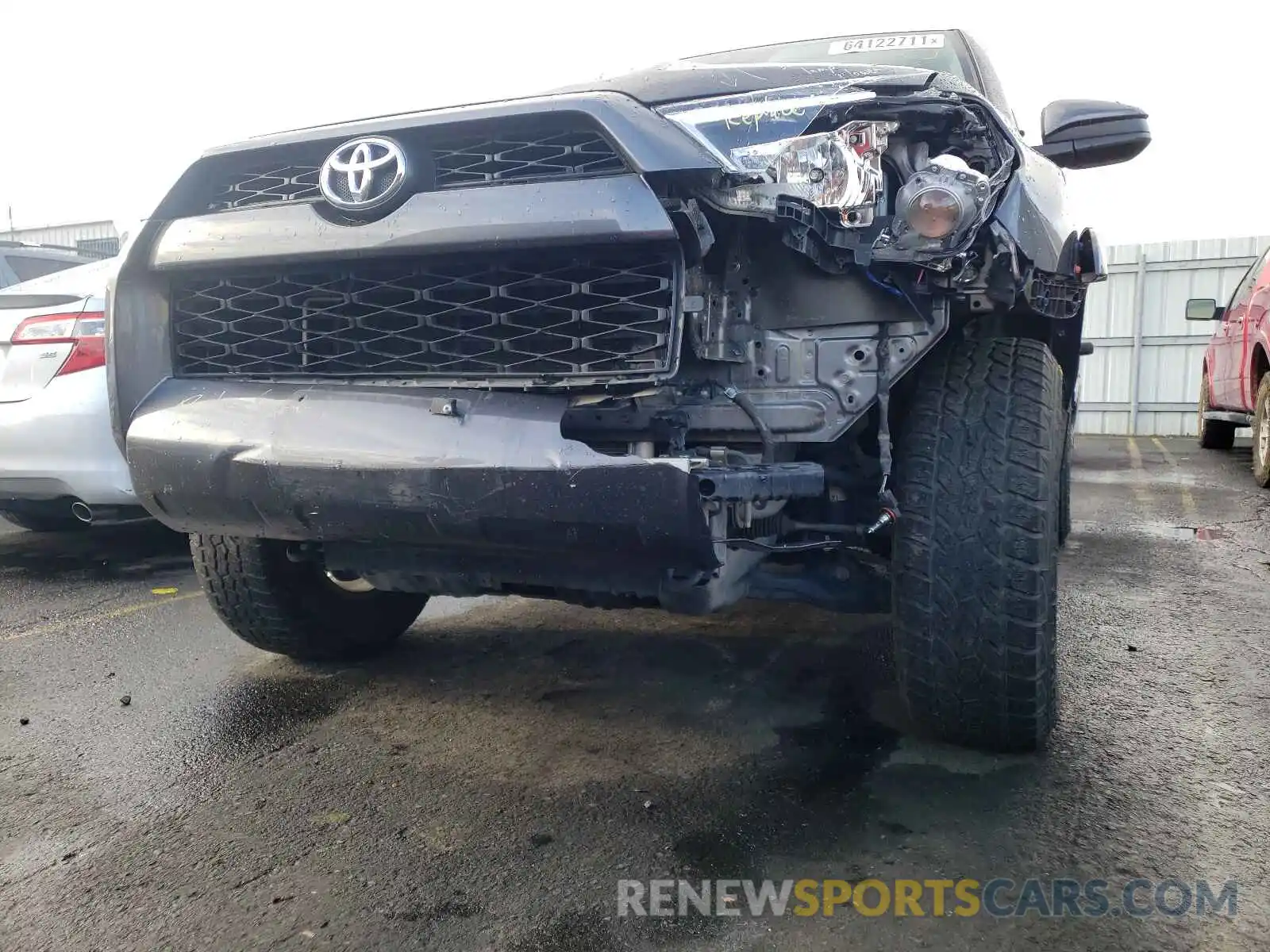 9 Photograph of a damaged car JTEBU5JR7K5662232 TOYOTA 4RUNNER 2019