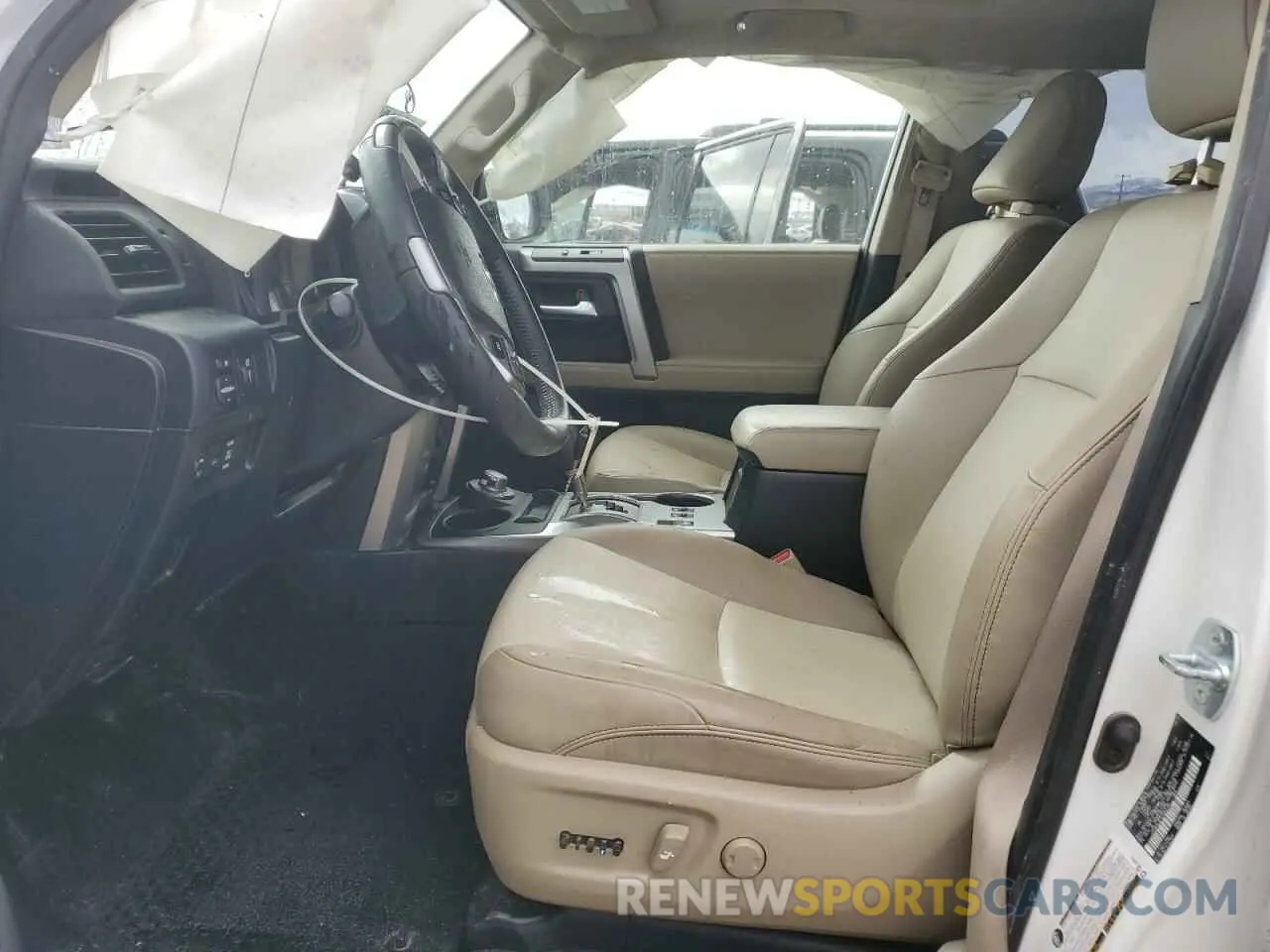7 Photograph of a damaged car JTEBU5JR7K5663185 TOYOTA 4RUNNER 2019