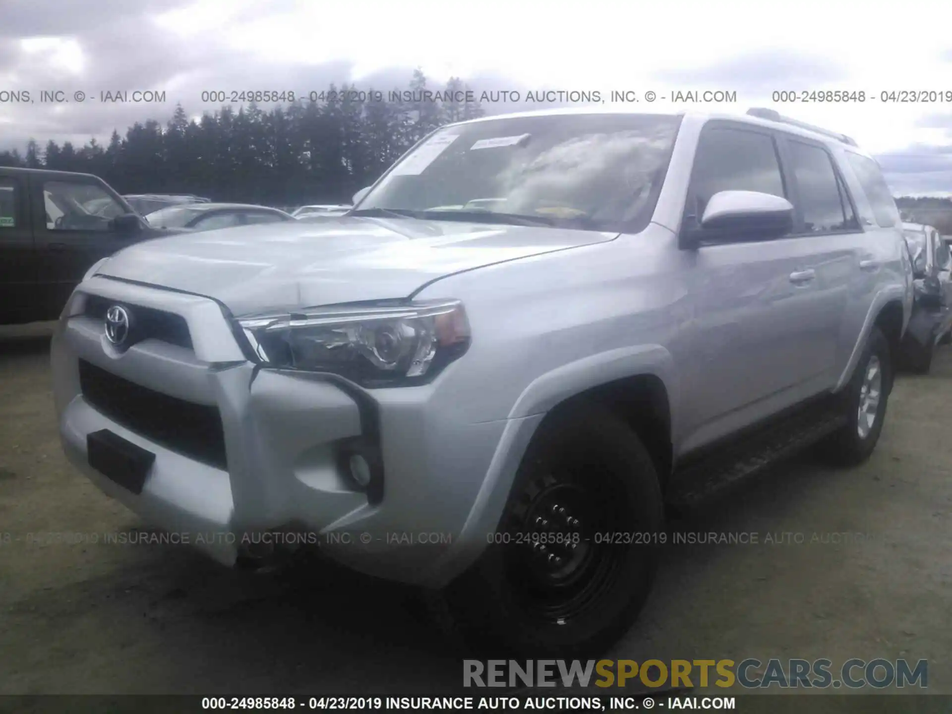 2 Photograph of a damaged car JTEBU5JR7K5671559 TOYOTA 4RUNNER 2019