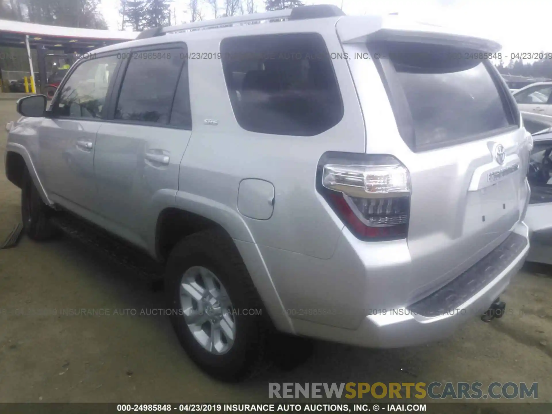 3 Photograph of a damaged car JTEBU5JR7K5671559 TOYOTA 4RUNNER 2019