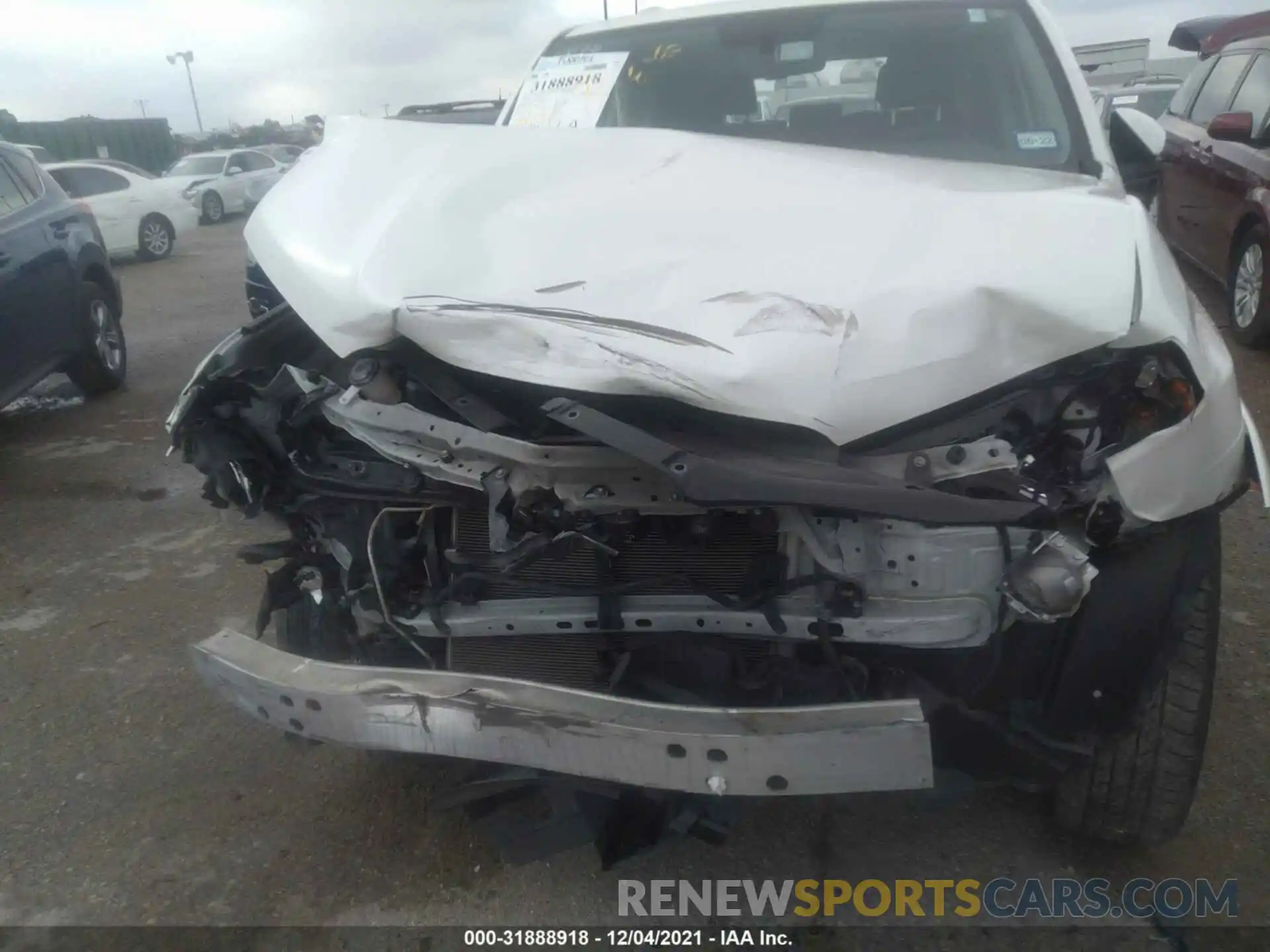 6 Photograph of a damaged car JTEBU5JR7K5672226 TOYOTA 4RUNNER 2019