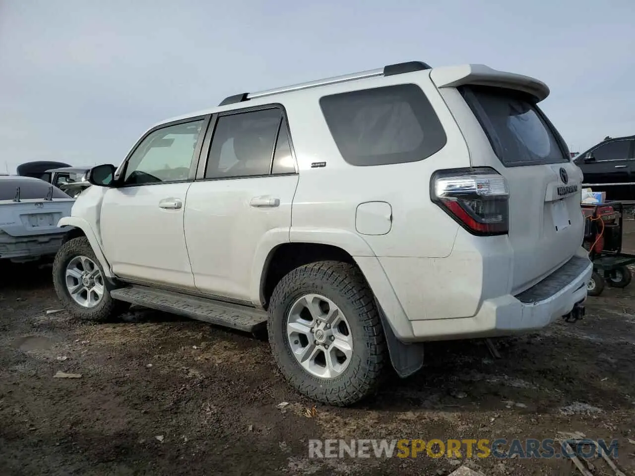 2 Photograph of a damaged car JTEBU5JR7K5680472 TOYOTA 4RUNNER 2019