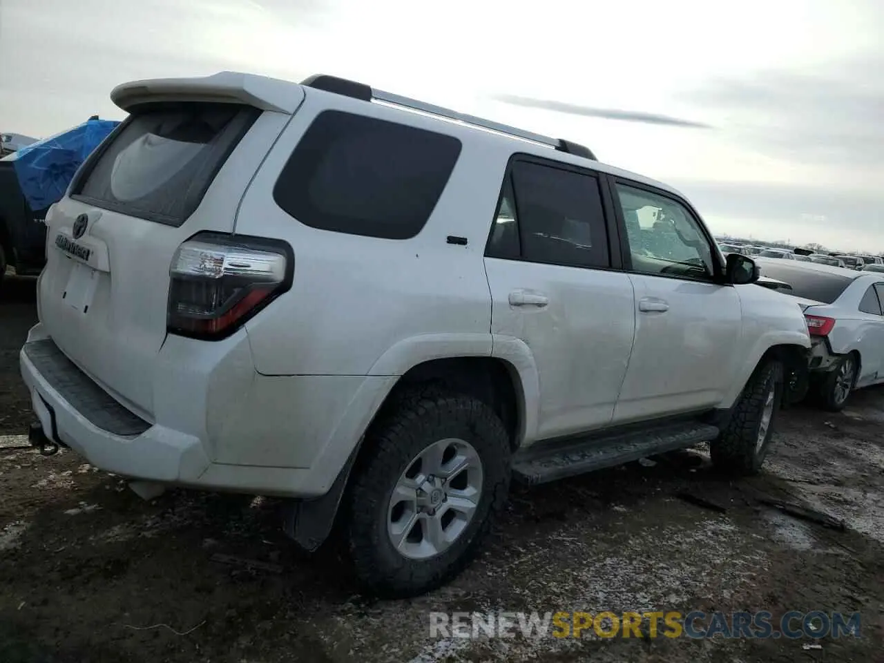 3 Photograph of a damaged car JTEBU5JR7K5680472 TOYOTA 4RUNNER 2019