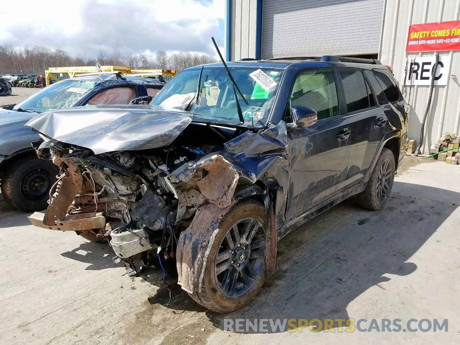 2 Photograph of a damaged car JTEBU5JR7K5689592 TOYOTA 4RUNNER 2019