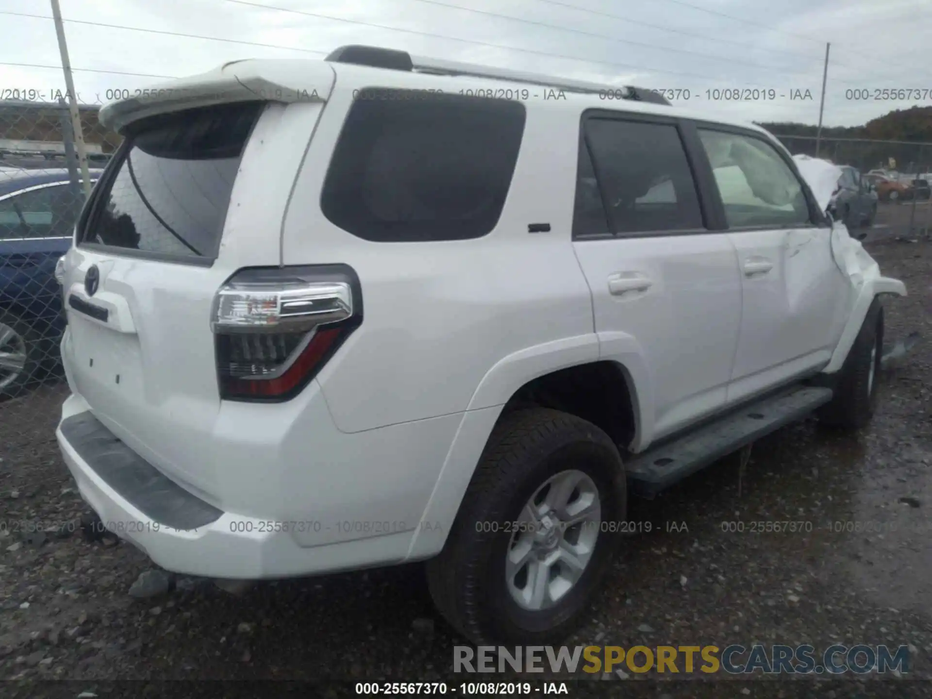 4 Photograph of a damaged car JTEBU5JR7K5694727 TOYOTA 4RUNNER 2019