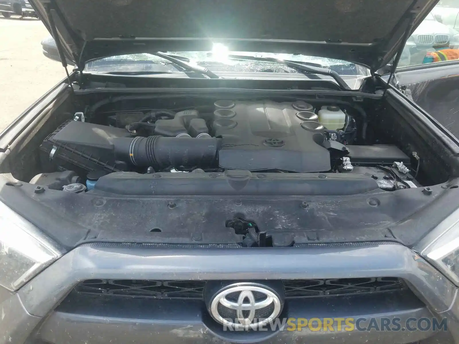 7 Photograph of a damaged car JTEBU5JR7K5697739 TOYOTA 4RUNNER 2019