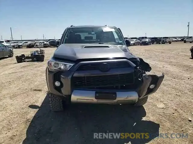 11 Photograph of a damaged car JTEBU5JR7K5698423 TOYOTA 4RUNNER 2019