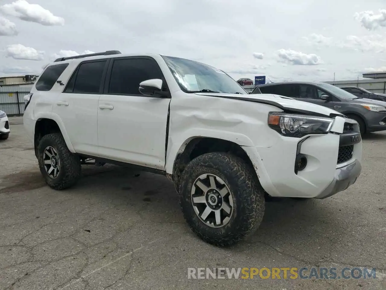 4 Photograph of a damaged car JTEBU5JR7K5703538 TOYOTA 4RUNNER 2019