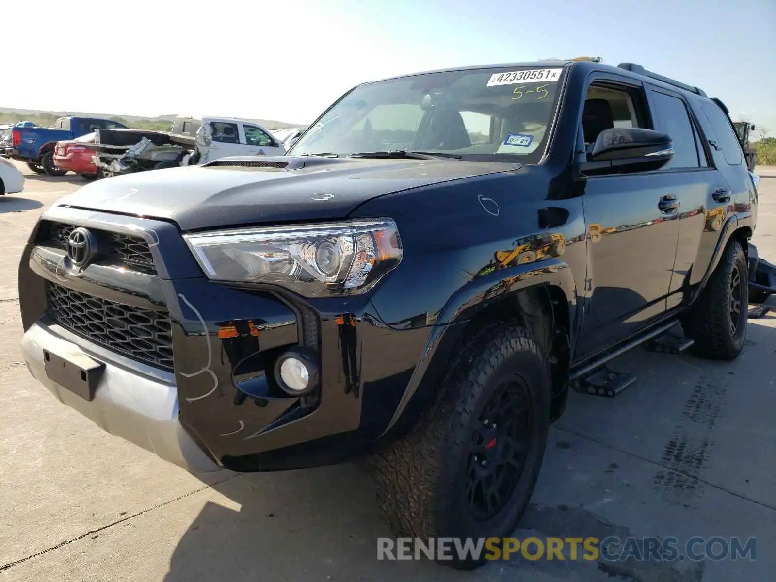 2 Photograph of a damaged car JTEBU5JR7K5707427 TOYOTA 4RUNNER 2019